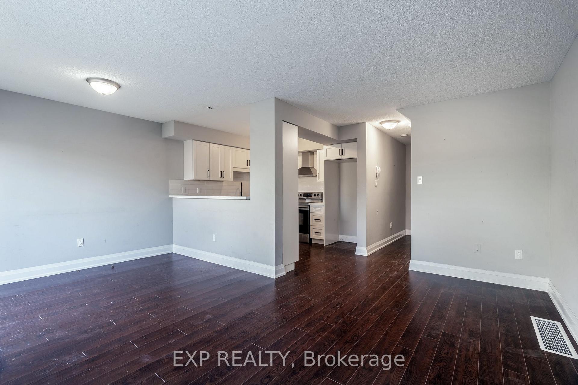 Photo 7 of Unit 45, 200 Cresthaven Road, Brampton, Snelgrove — HOMEH