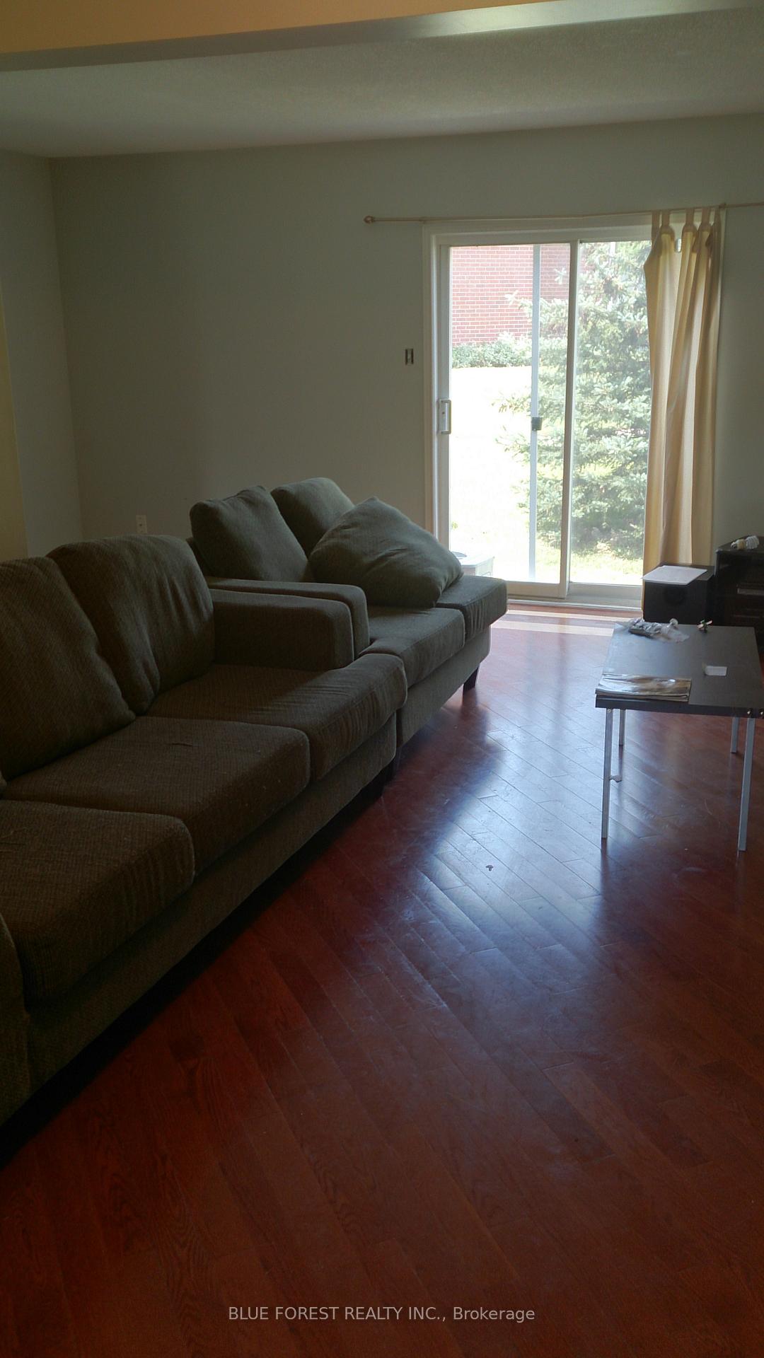 Photo 5 of Unit 3, 190 Fleming Drive, London, East D — HOMEH