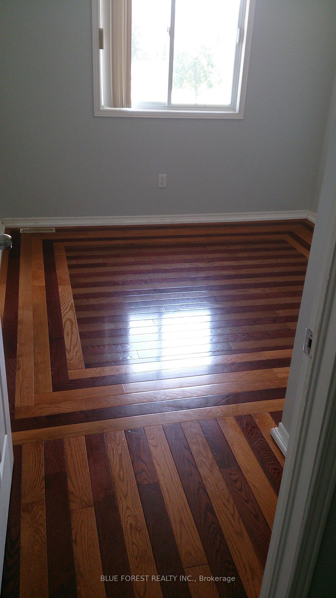 Photo 7 of Unit 3, 190 Fleming Drive, London, East D — HOMEH