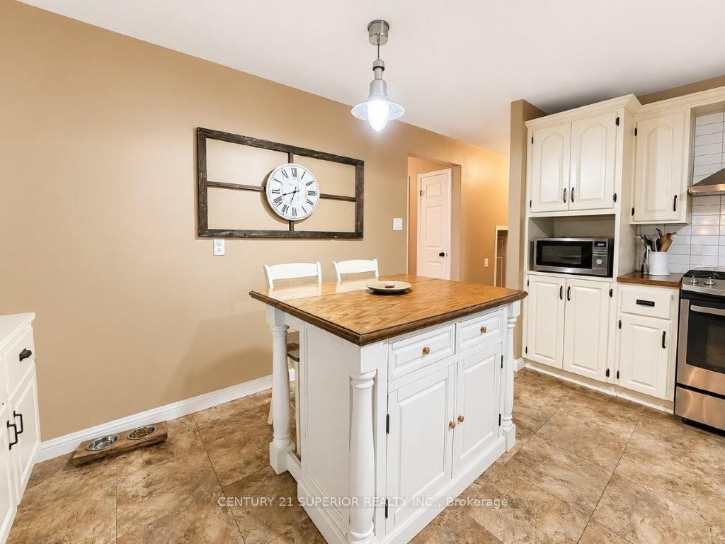 Photo 19 of 108 Flamingo Drive, Thunder Bay, River Terrace — HOMEH