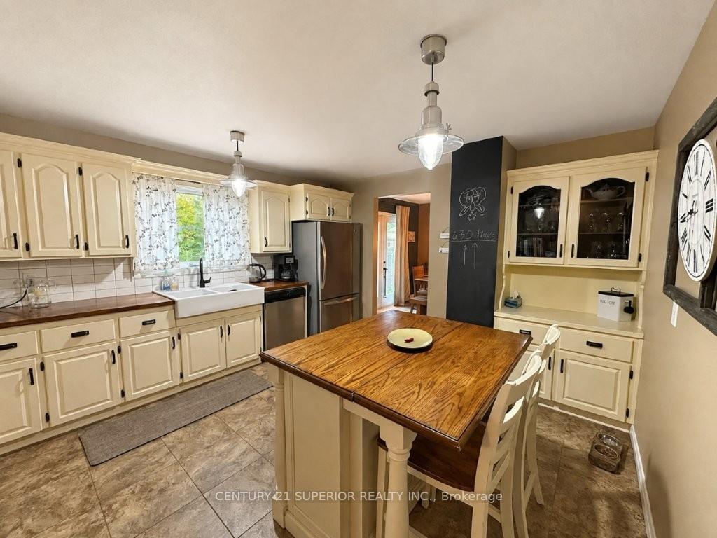 Photo 20 of 108 Flamingo Drive, Thunder Bay, River Terrace — HOMEH