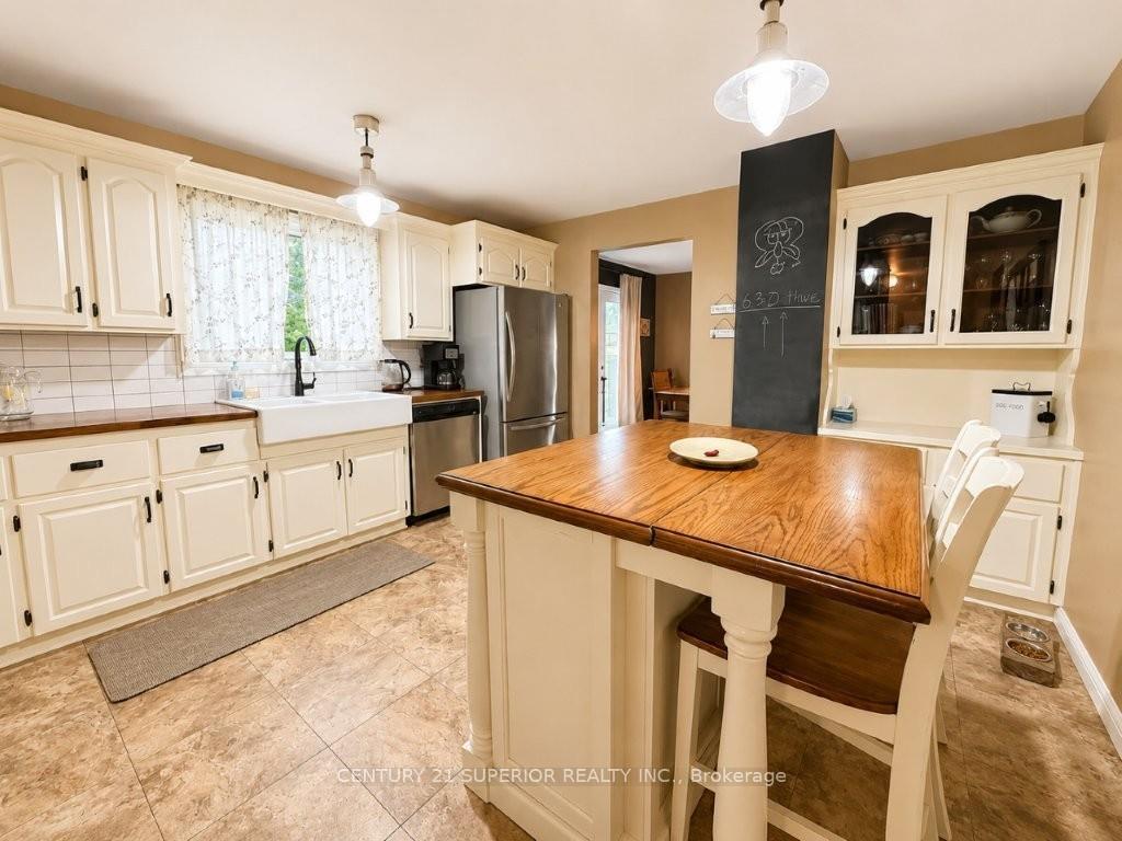 Photo 21 of 108 Flamingo Drive, Thunder Bay, River Terrace — HOMEH