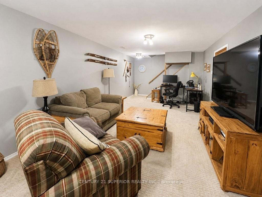 Photo 36 of 108 Flamingo Drive, Thunder Bay, River Terrace — HOMEH