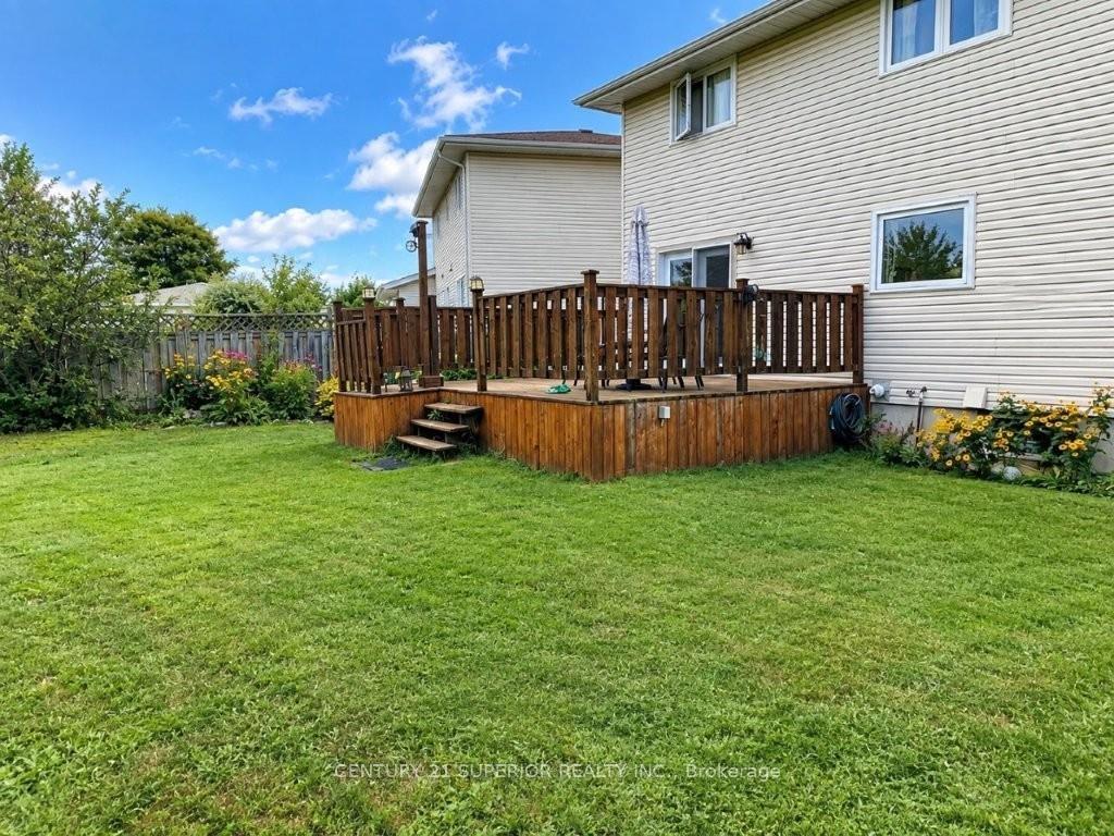 Photo 46 of 108 Flamingo Drive, Thunder Bay, River Terrace — HOMEH