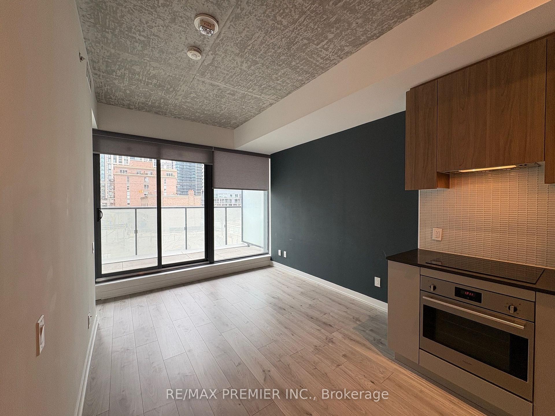 Photo 9 of Unit 206, 161 Roehampton Avenue, Toronto, Mount Pleasant West — HOMEH