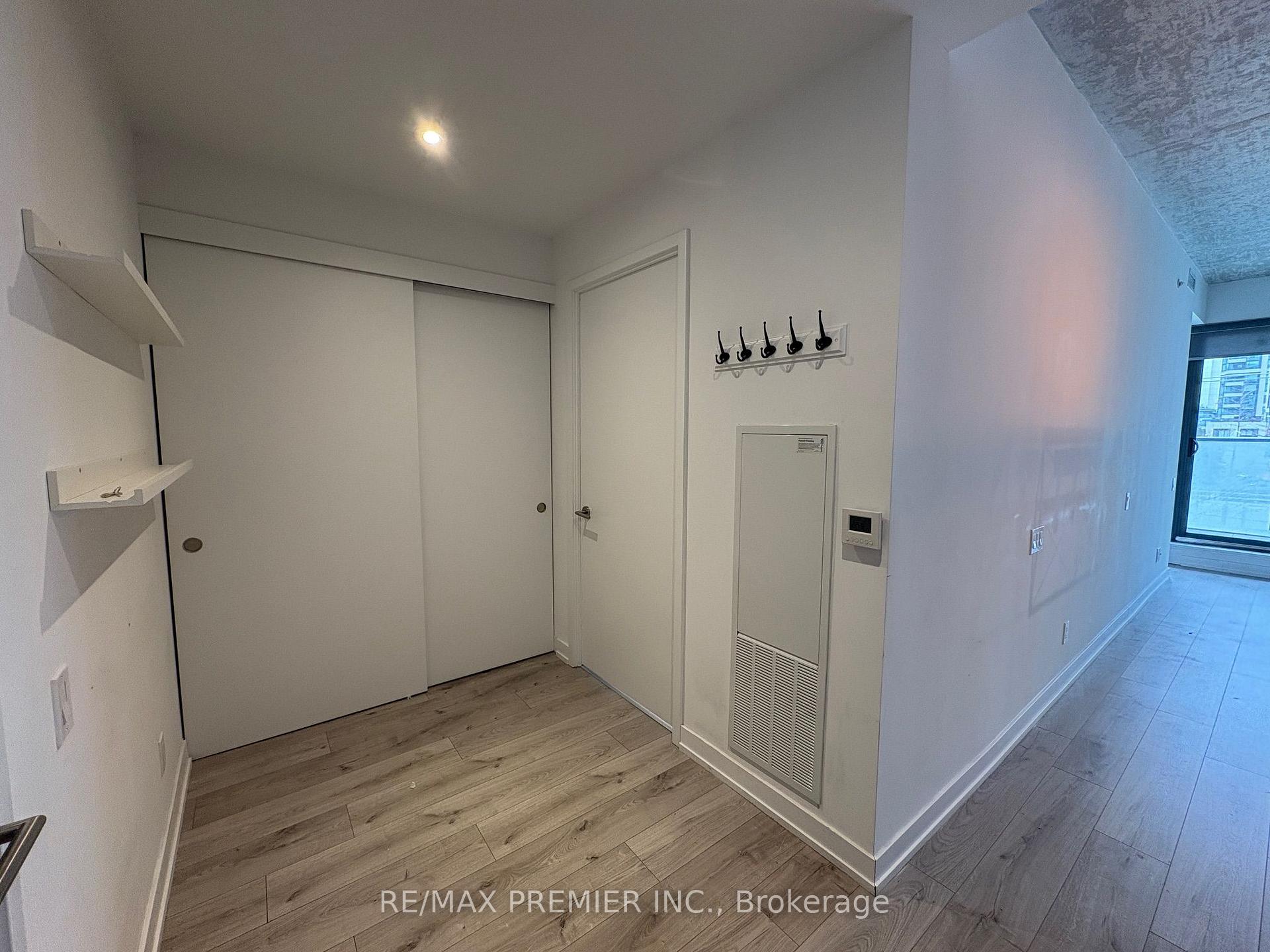 Photo 14 of Unit 206, 161 Roehampton Avenue, Toronto, Mount Pleasant West — HOMEH