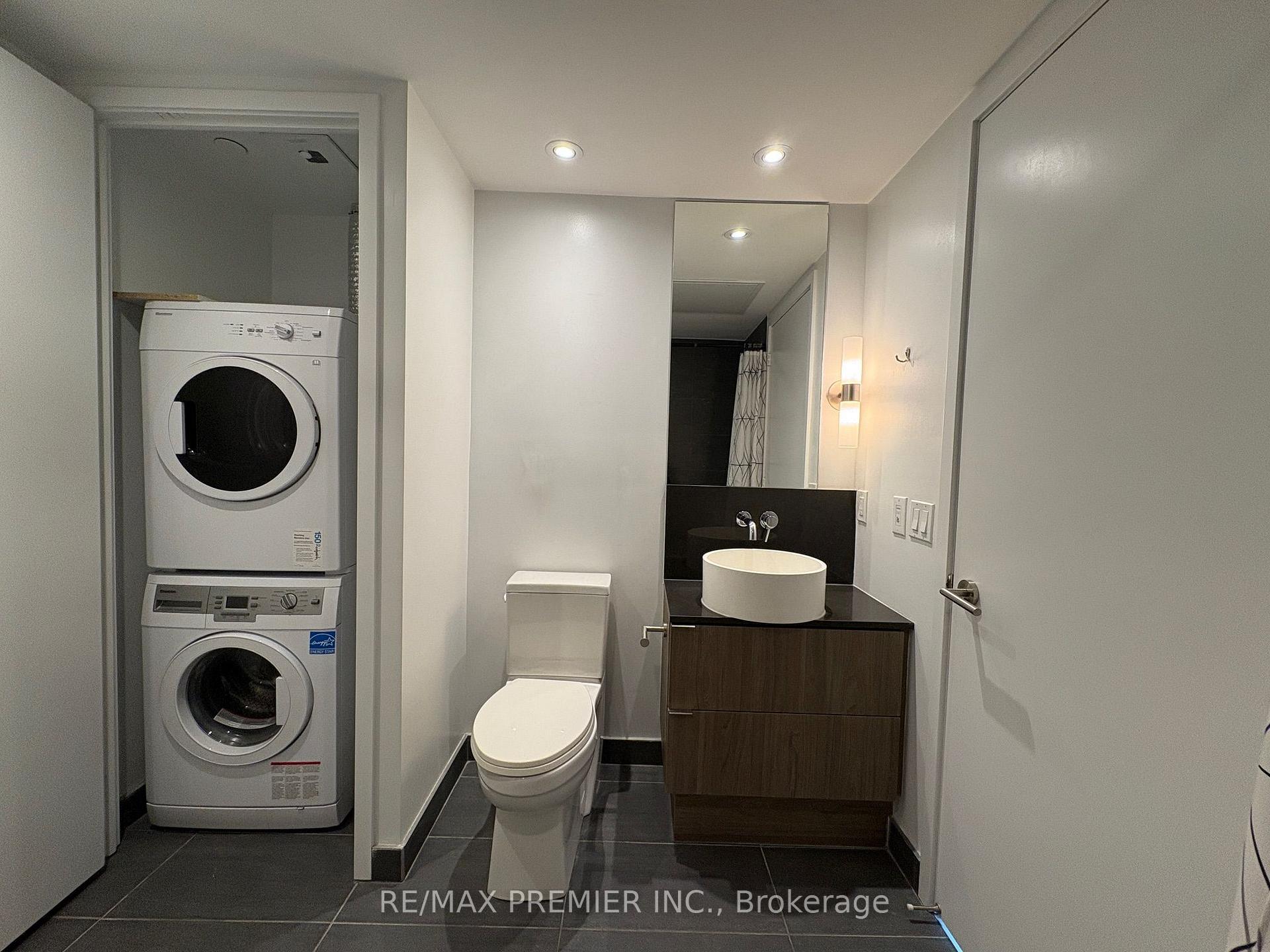 Photo 21 of Unit 206, 161 Roehampton Avenue, Toronto, Mount Pleasant West — HOMEH