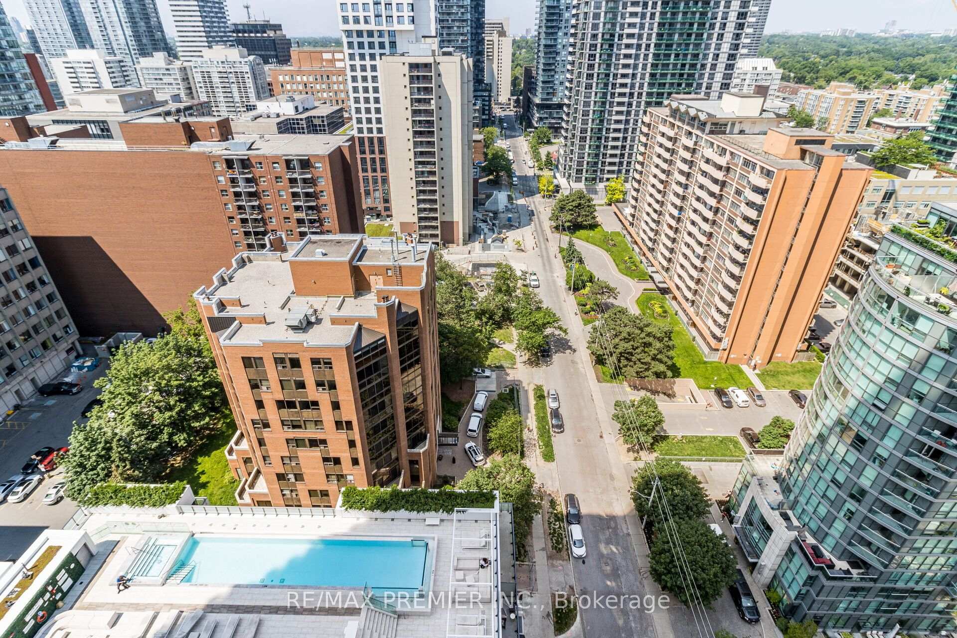 Photo 28 of Unit 206, 161 Roehampton Avenue, Toronto, Mount Pleasant West — HOMEH
