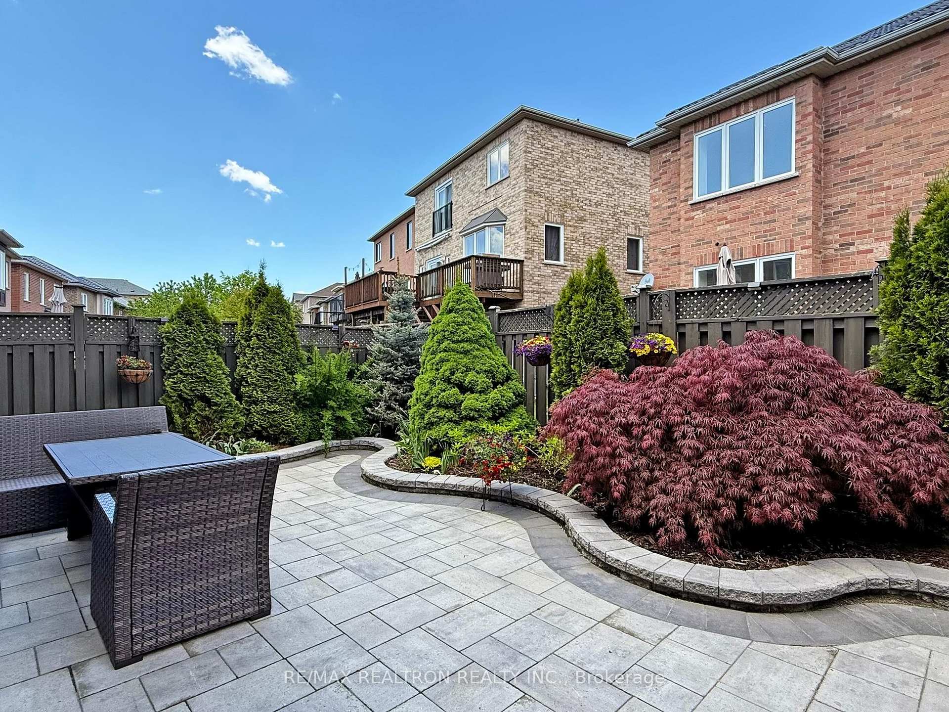 Photo 32 of 115 Bentoak Crescent, Vaughan, Patterson — HOMEH