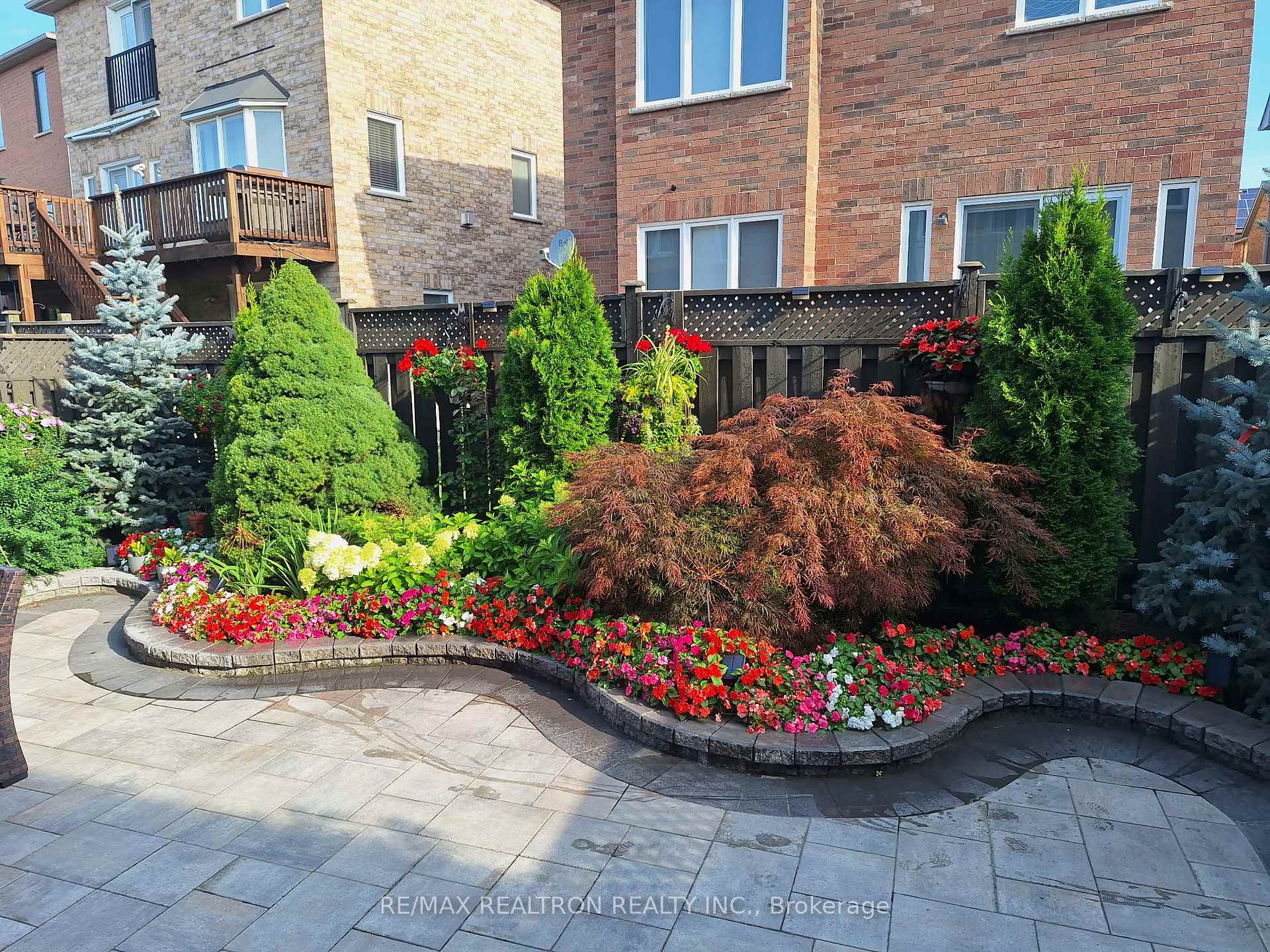 Photo 34 of 115 Bentoak Crescent, Vaughan, Patterson — HOMEH