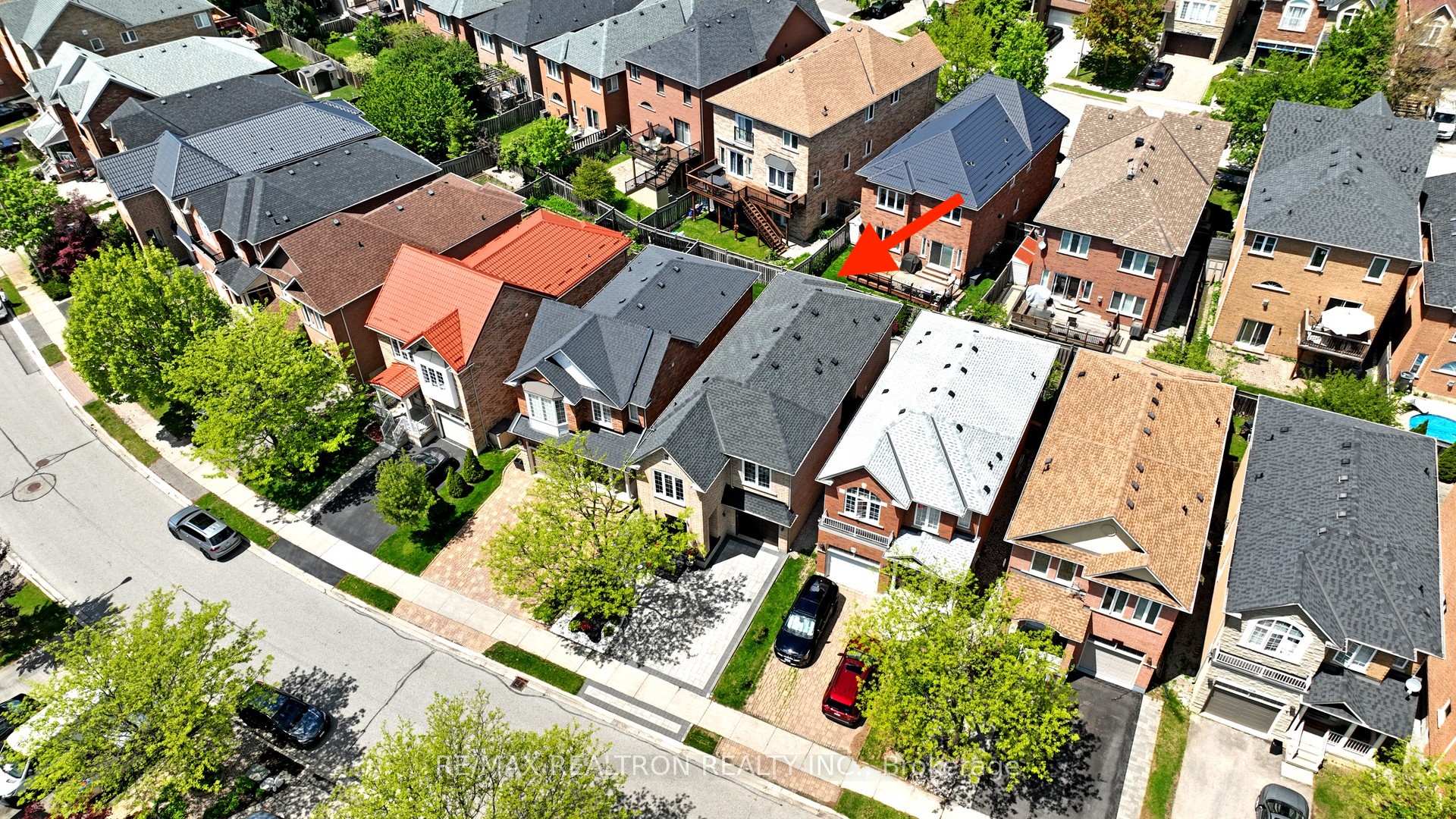 Photo 36 of 115 Bentoak Crescent, Vaughan, Patterson — HOMEH