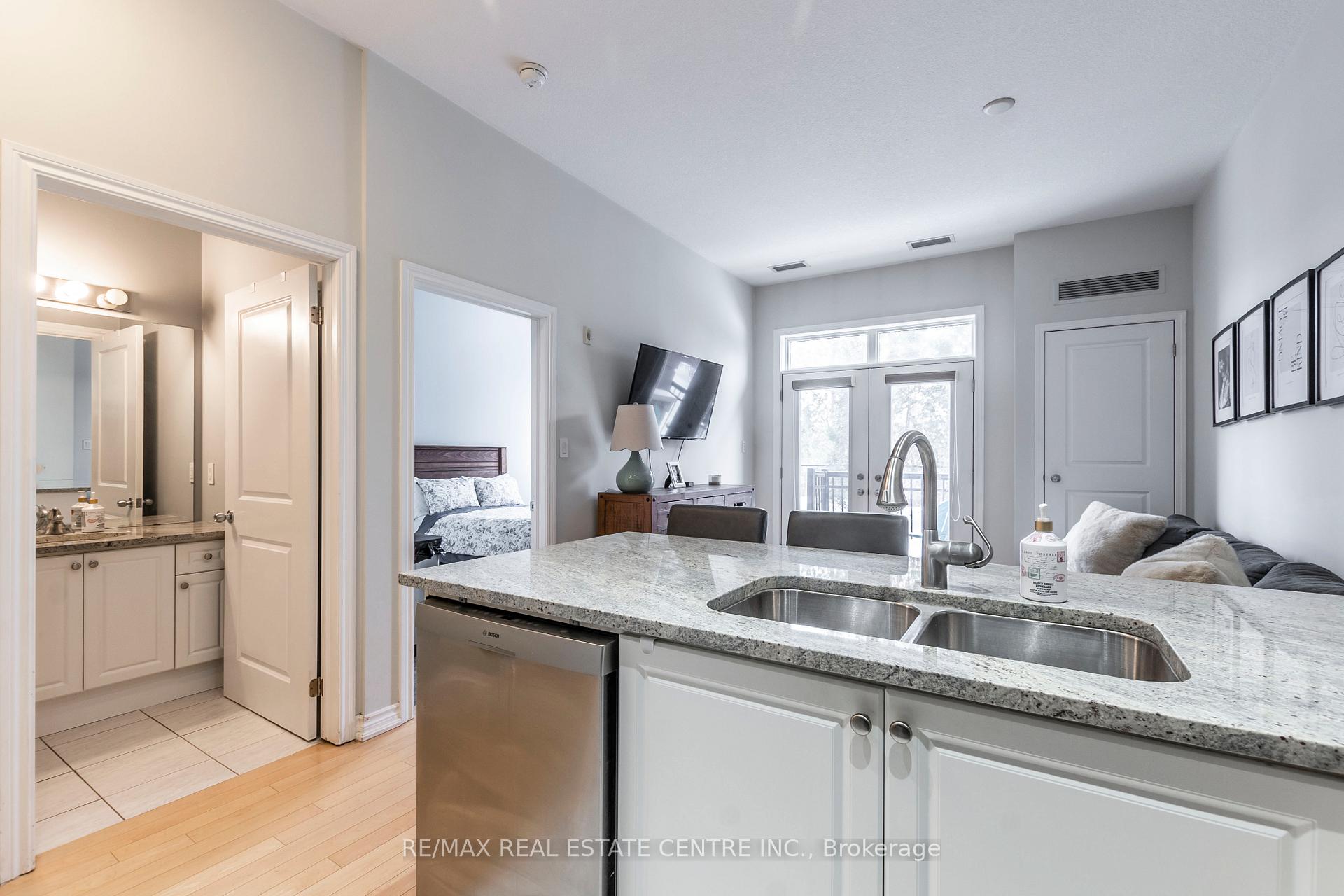 Photo 27 of Unit 108, 5327 Upper Middle Road, Burlington, Orchard — HOMEH