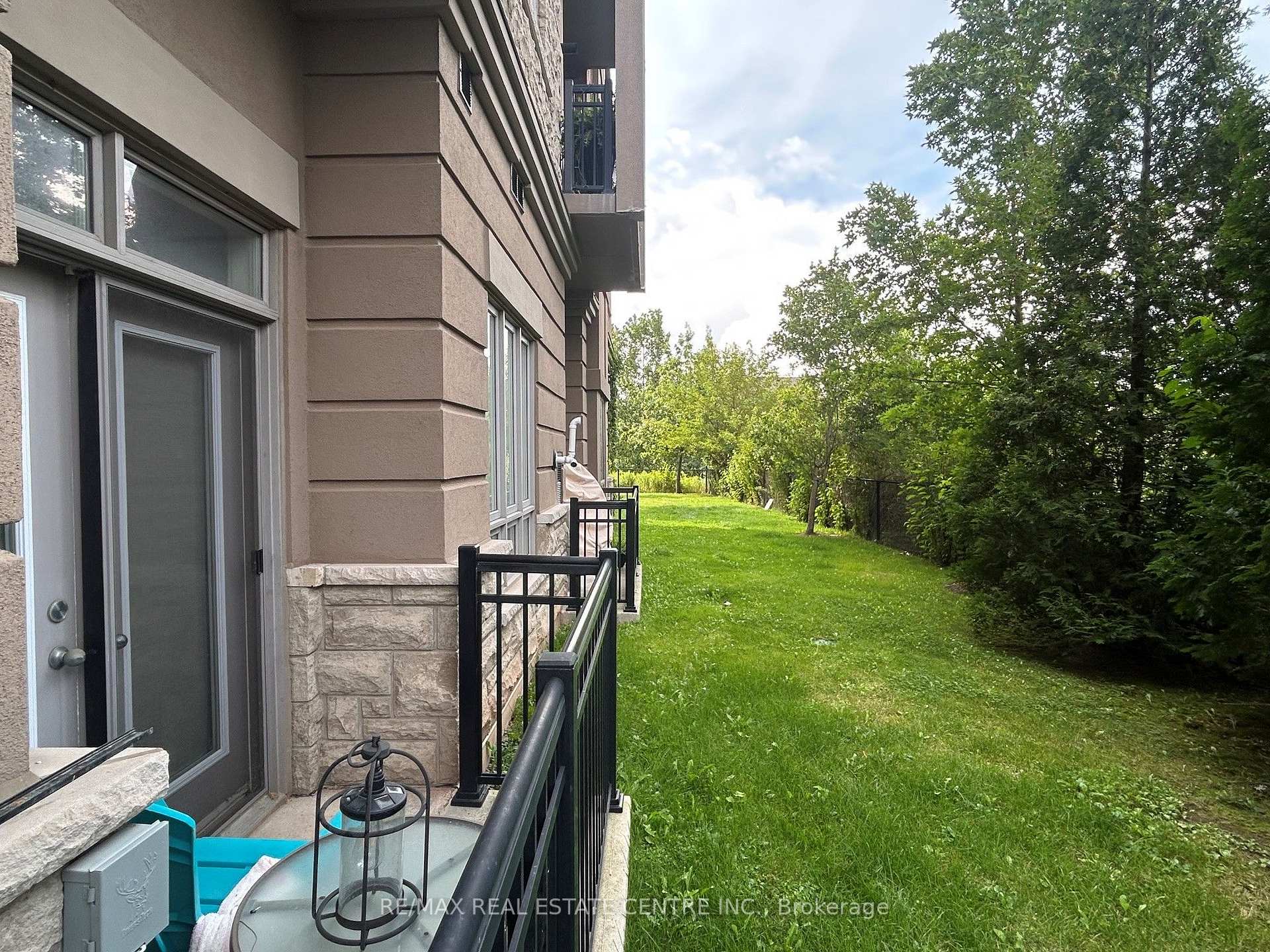 Photo 41 of Unit 108, 5327 Upper Middle Road, Burlington, Orchard — HOMEH