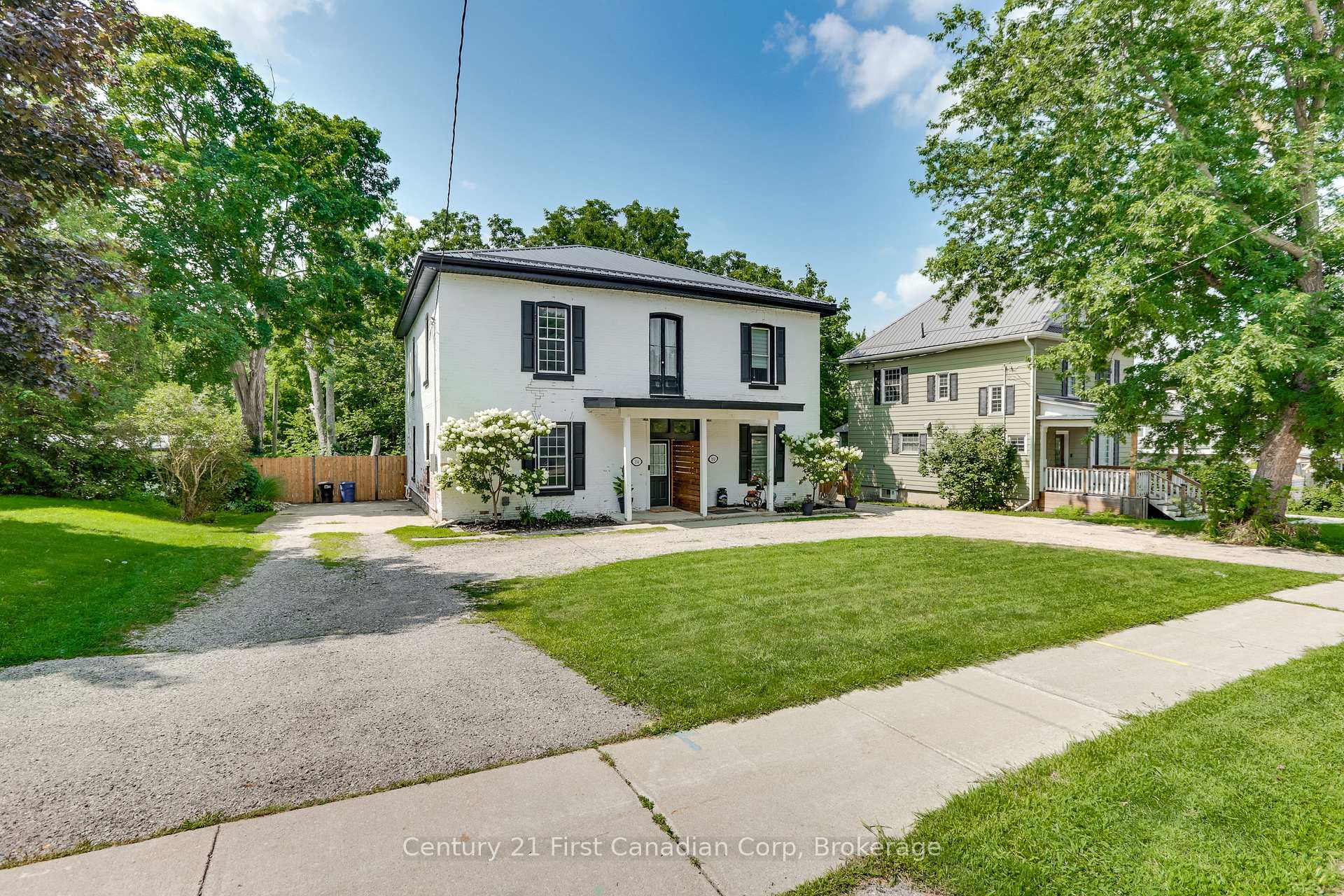 Front of 154 Merritt Street