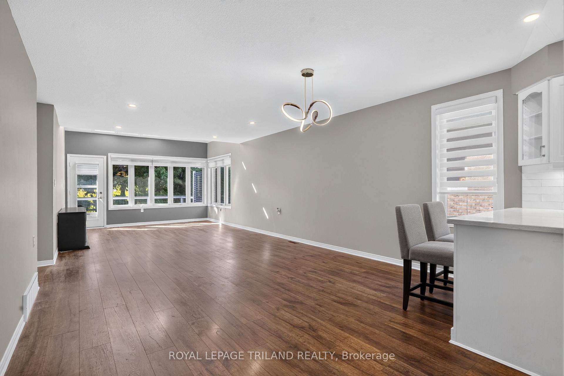Photo 4 of 52 Ilderbrook Circle, Middlesex Centre, Ilderton — HOMEH