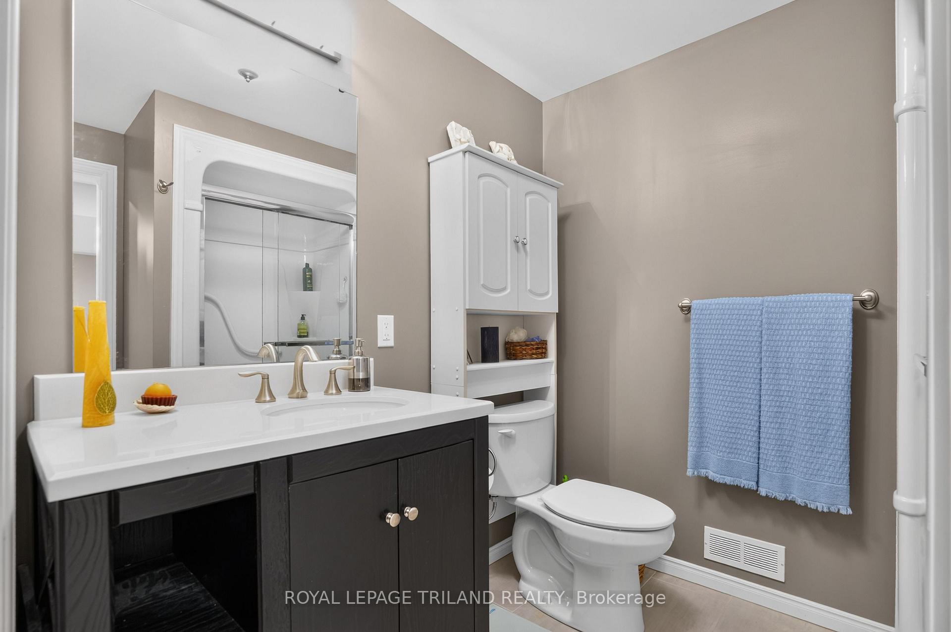Photo 41 of 52 Ilderbrook Circle, Middlesex Centre, Ilderton — HOMEH