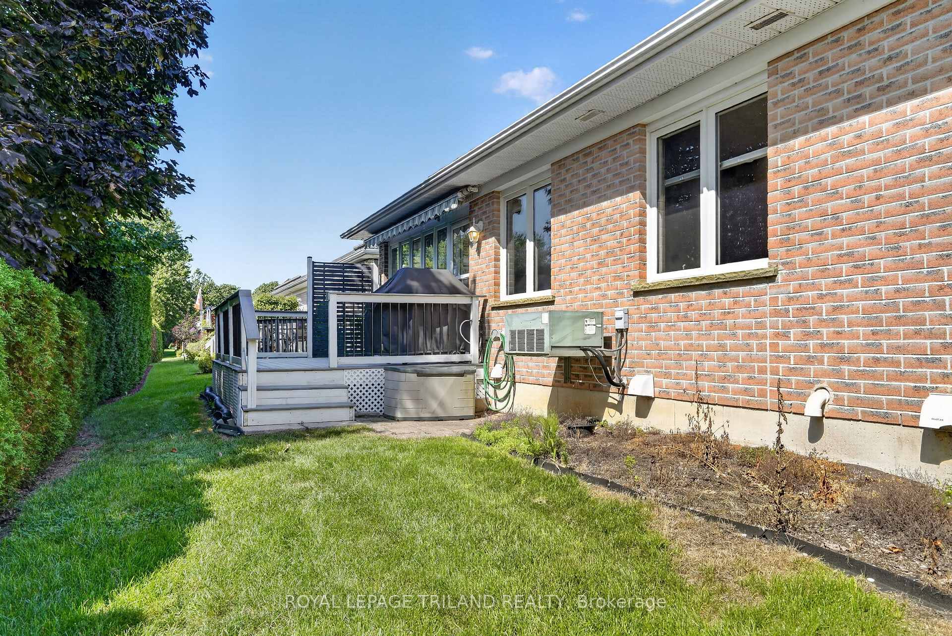 Photo 48 of 52 Ilderbrook Circle, Middlesex Centre, Ilderton — HOMEH
