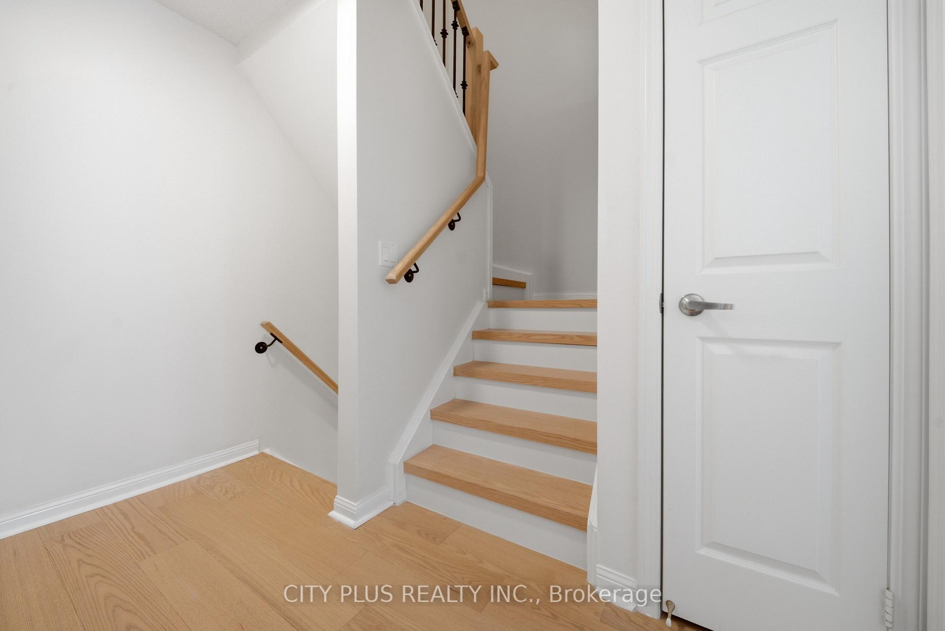 Photo 26 of Unit 3A, 21 St. Moritz Way, Markham, Unionville — HOMEH