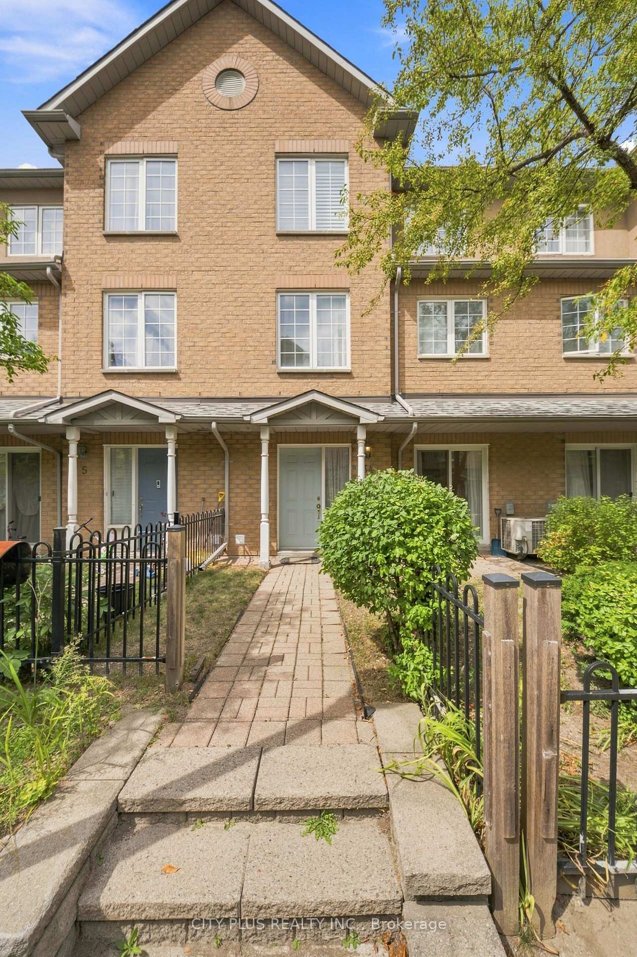 Photo 25 of Unit 3A, 21 St. Moritz Way, Markham, Unionville — HOMEH