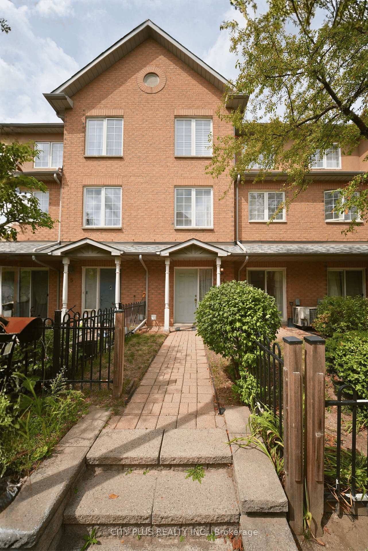 Photo 30 of Unit 3A, 21 St. Moritz Way, Markham, Unionville — HOMEH