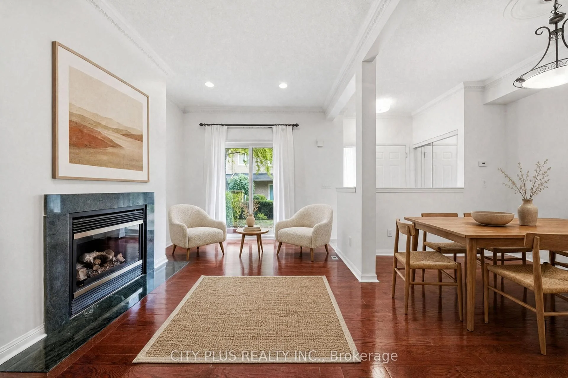 Photo 3 of Unit 3A, 21 St. Moritz Way, Markham, Unionville — HOMEH
