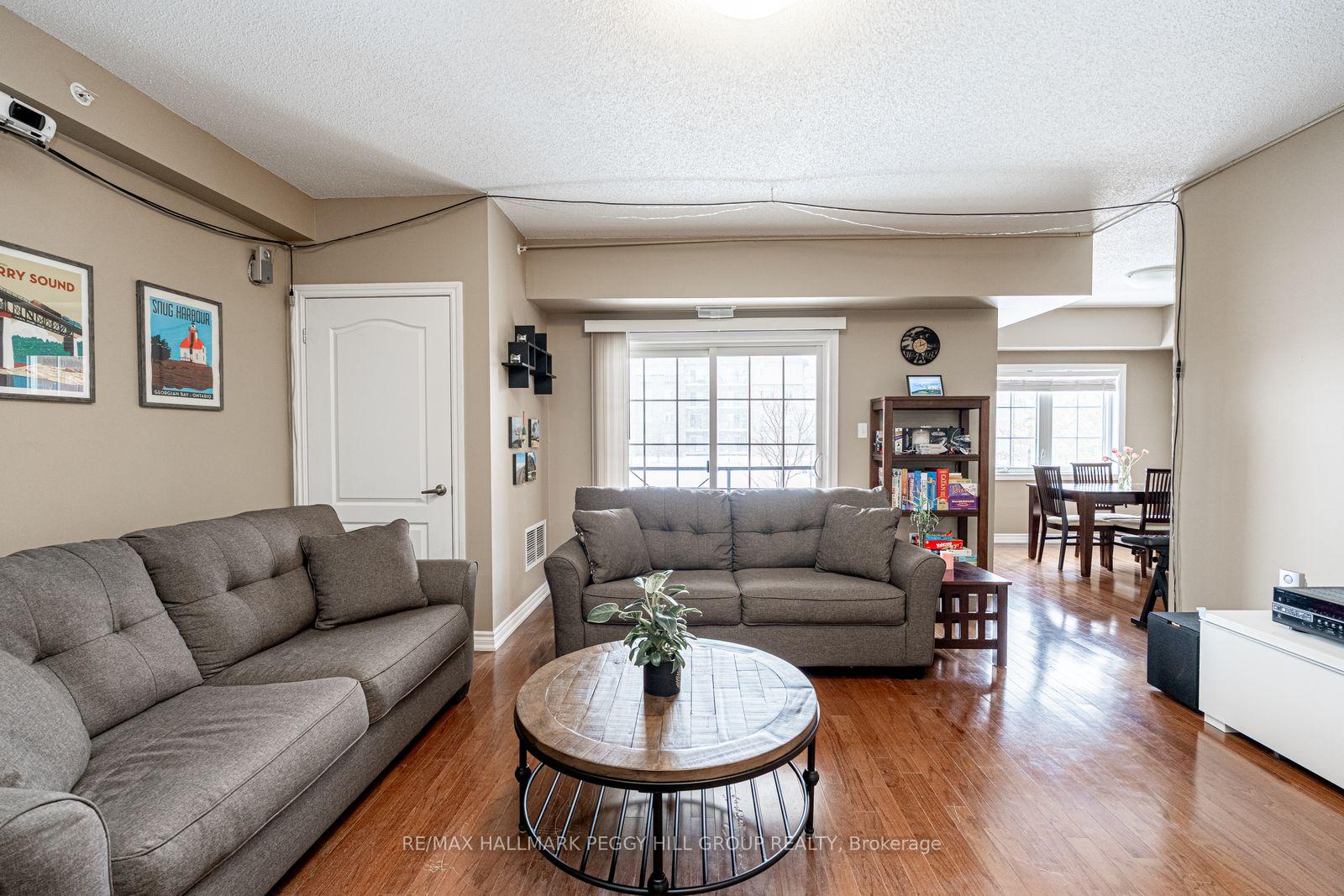 Photo 5 of Unit 112, 39 Ferndale Drive S, Barrie, Ardagh — HOMEH