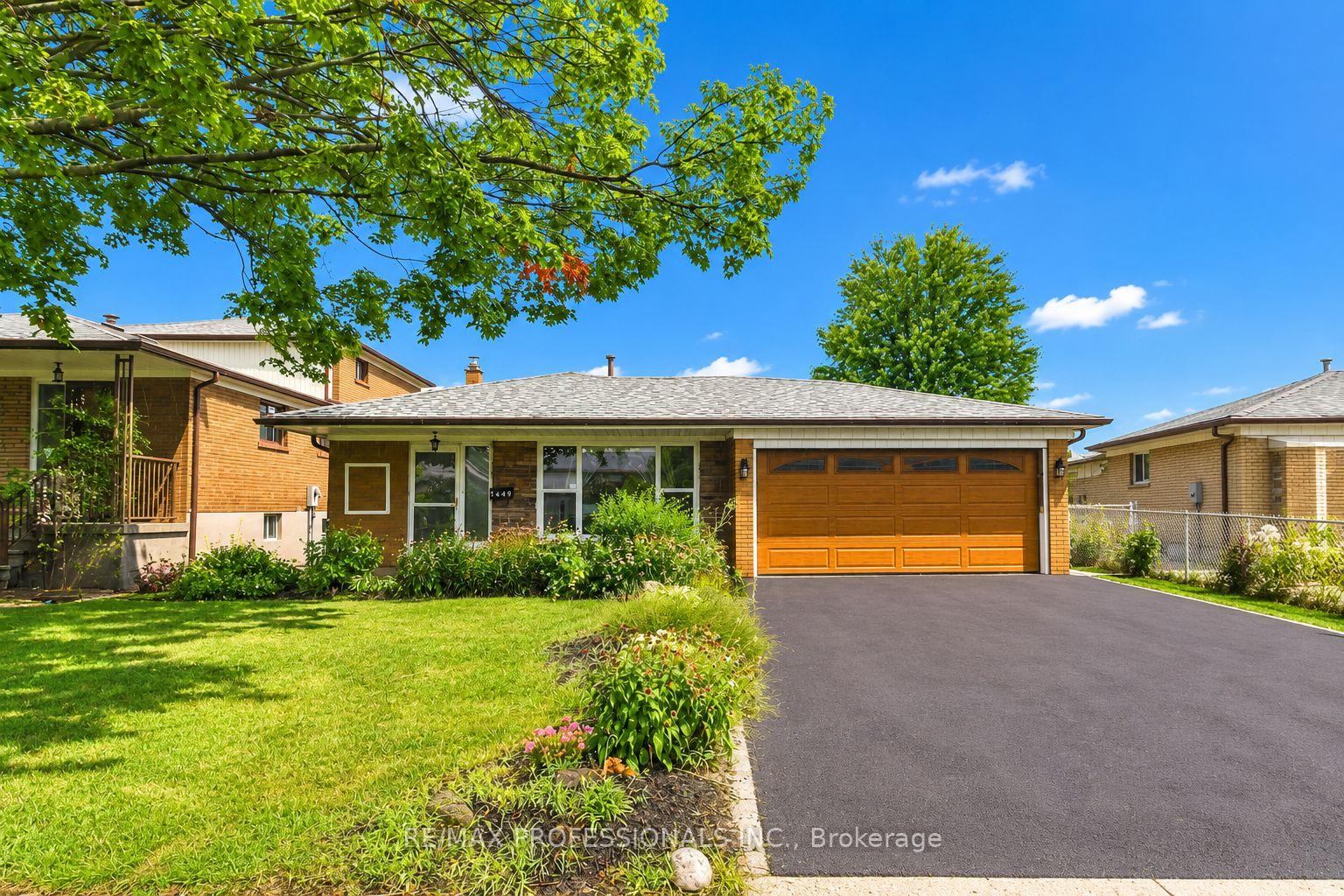 Photo 1 of 7449 Pickfair Drive, Mississauga, Malton — HOMEH
