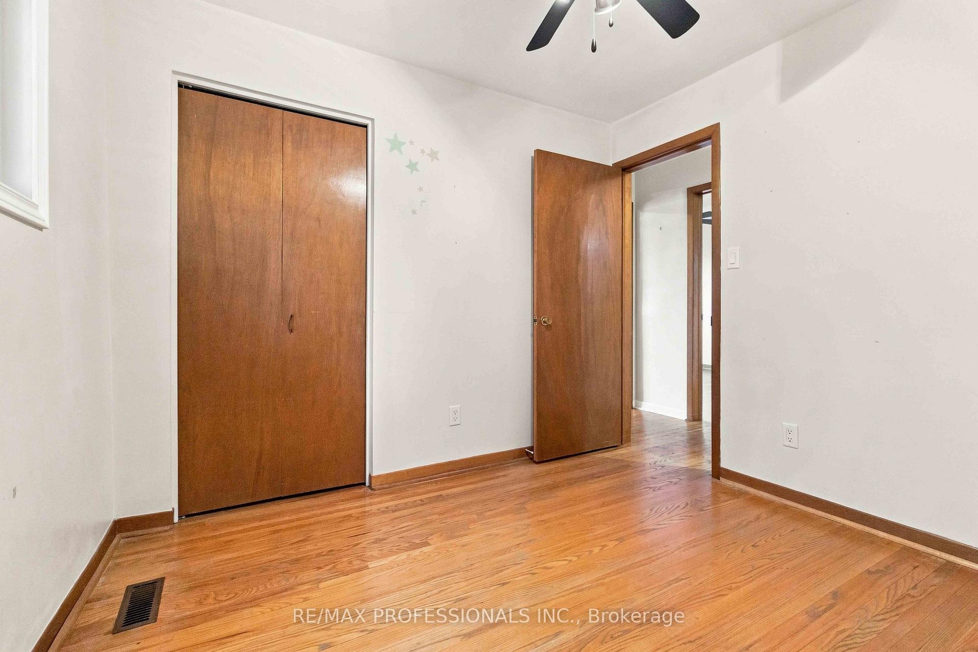 Photo 21 of 7449 Pickfair Drive, Mississauga, Malton — HOMEH