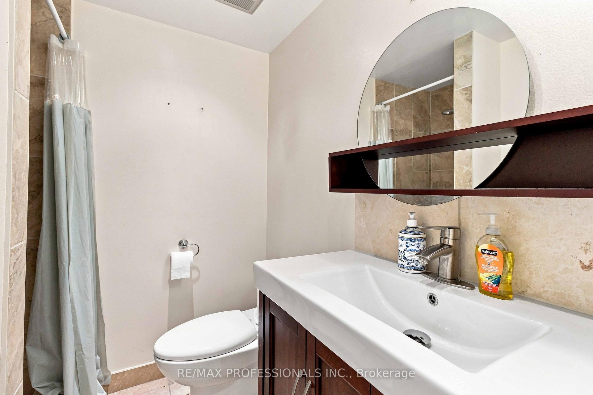 Photo 29 of 7449 Pickfair Drive, Mississauga, Malton — HOMEH