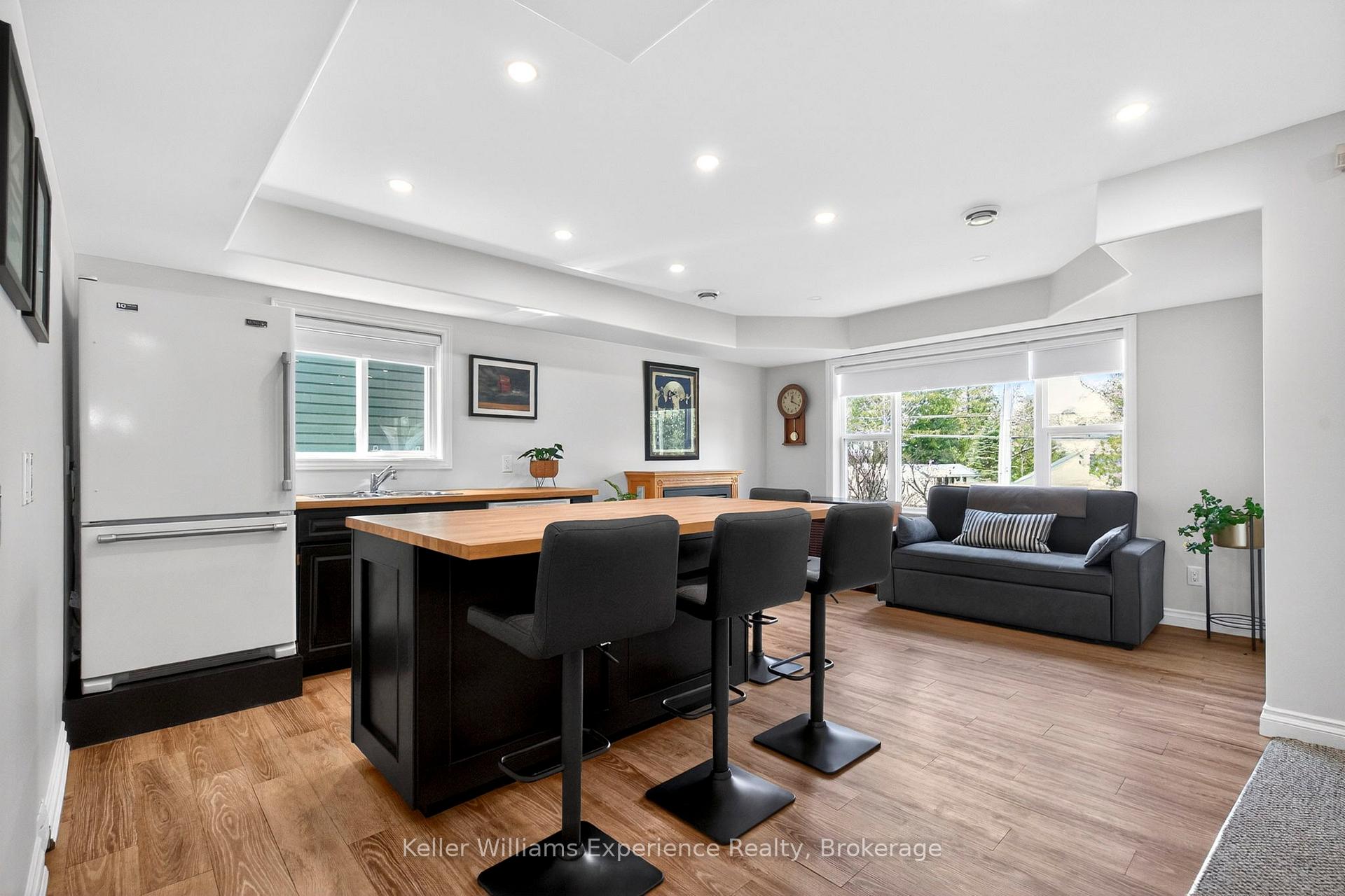 Photo 13 of 75 Hoyt Avenue, Tay, Victoria Harbour — HOMEH