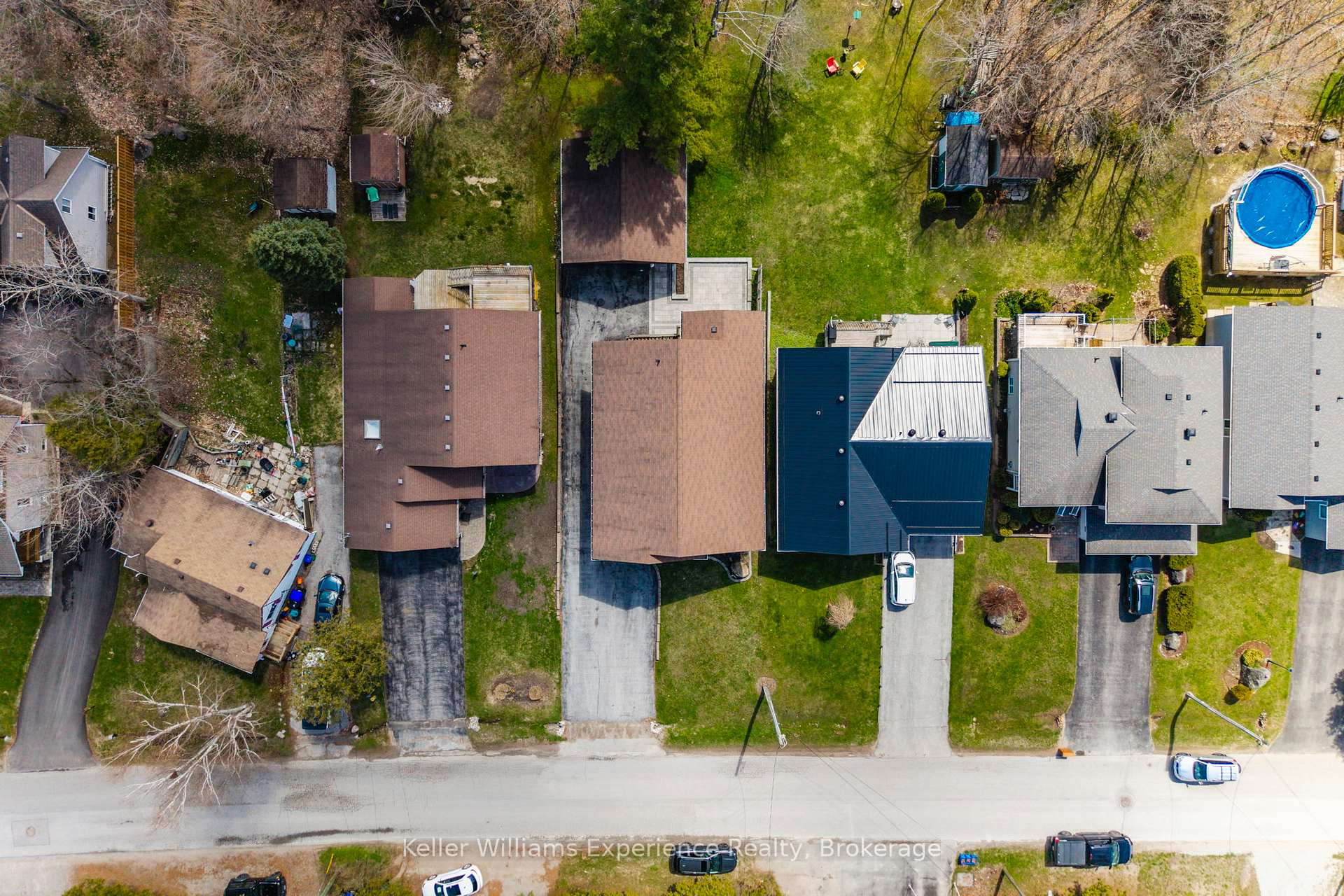 Photo 23 of 75 Hoyt Avenue, Tay, Victoria Harbour — HOMEH