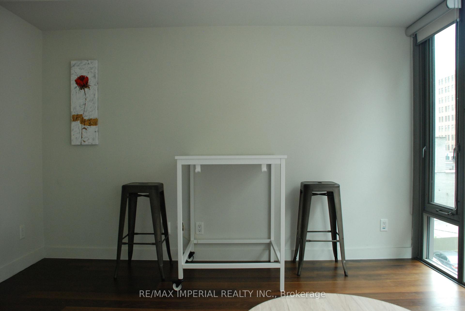 Photo 3 of Unit 405, 25 oxley Street, Toronto, Waterfront Communities — HOMEH