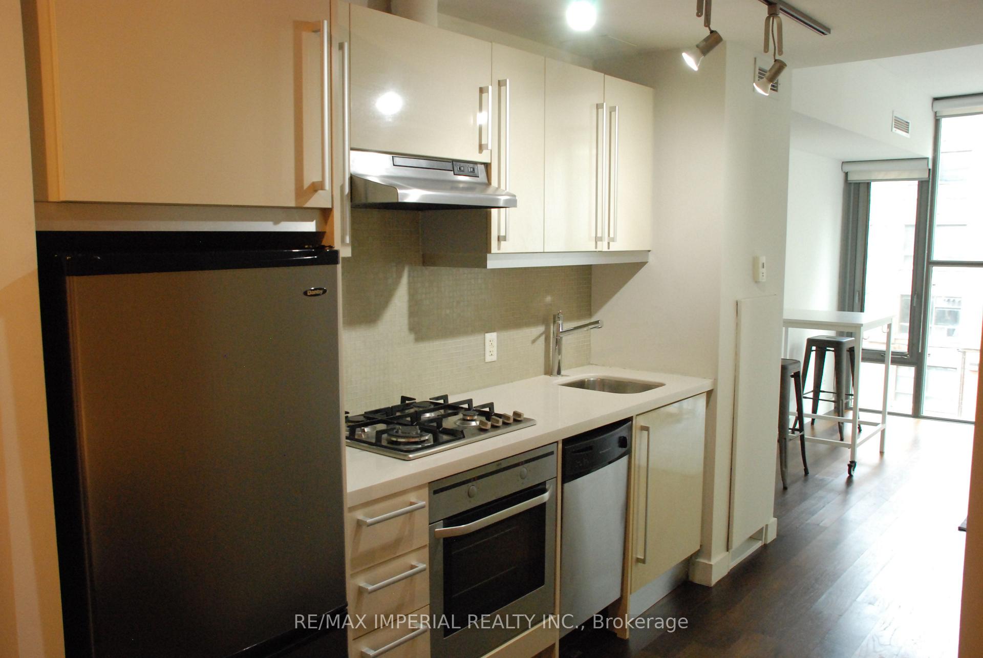 Photo 5 of Unit 405, 25 oxley Street, Toronto, Waterfront Communities — HOMEH