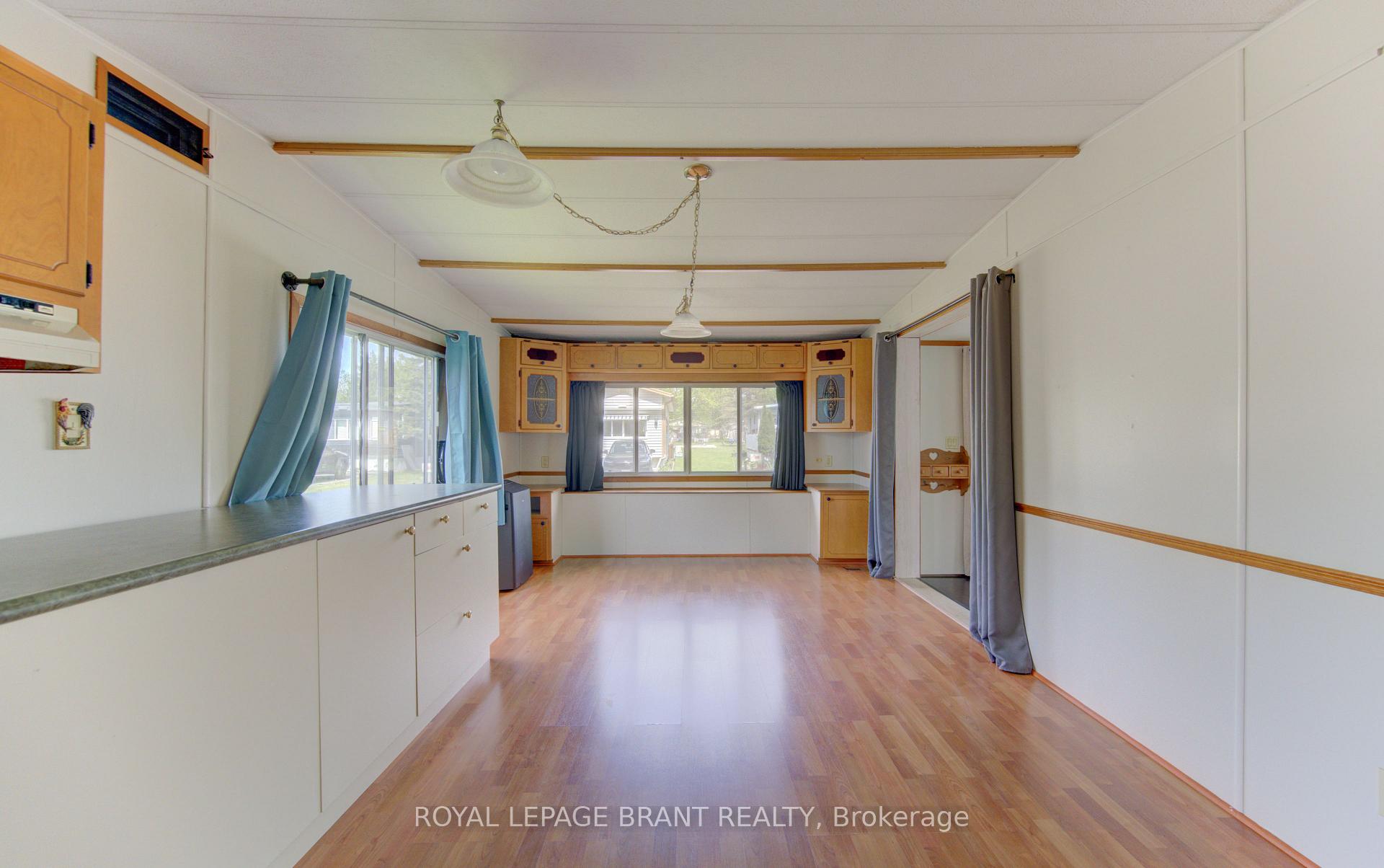 Photo 9 of Unit 196, 580 Beaver Creek Road, Waterloo, Erbsville/Laurelwood — HOMEH