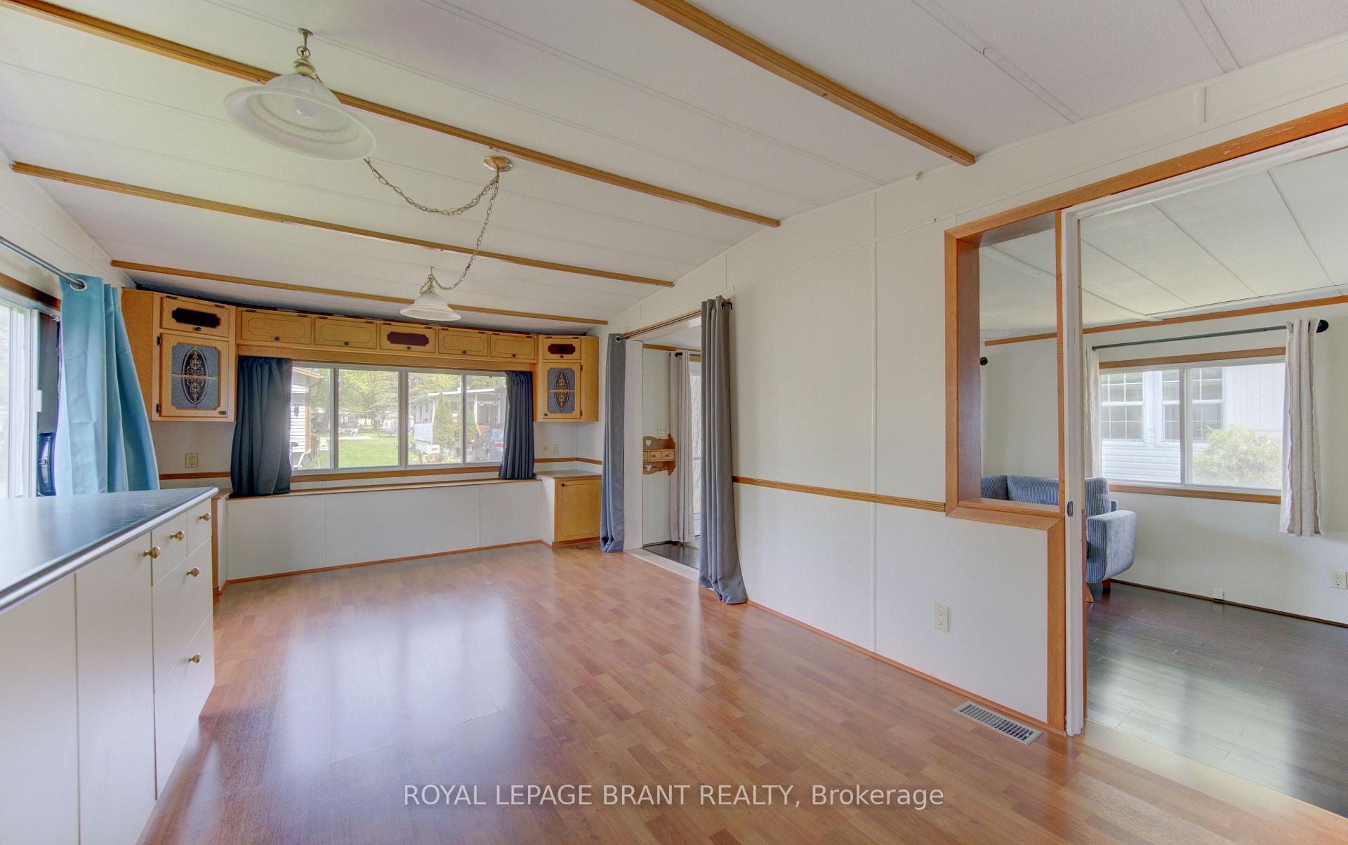 Photo 10 of Unit 196, 580 Beaver Creek Road, Waterloo, Erbsville/Laurelwood — HOMEH