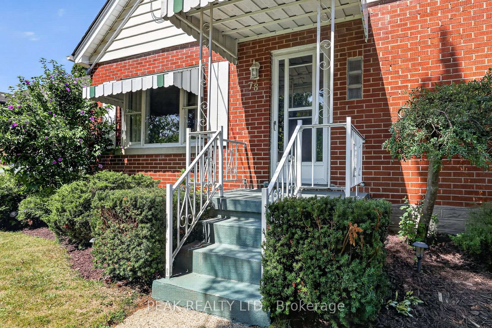 Photo 8 of 78 Belleview Avenue, Kitchener, Auditorium — HOMEH
