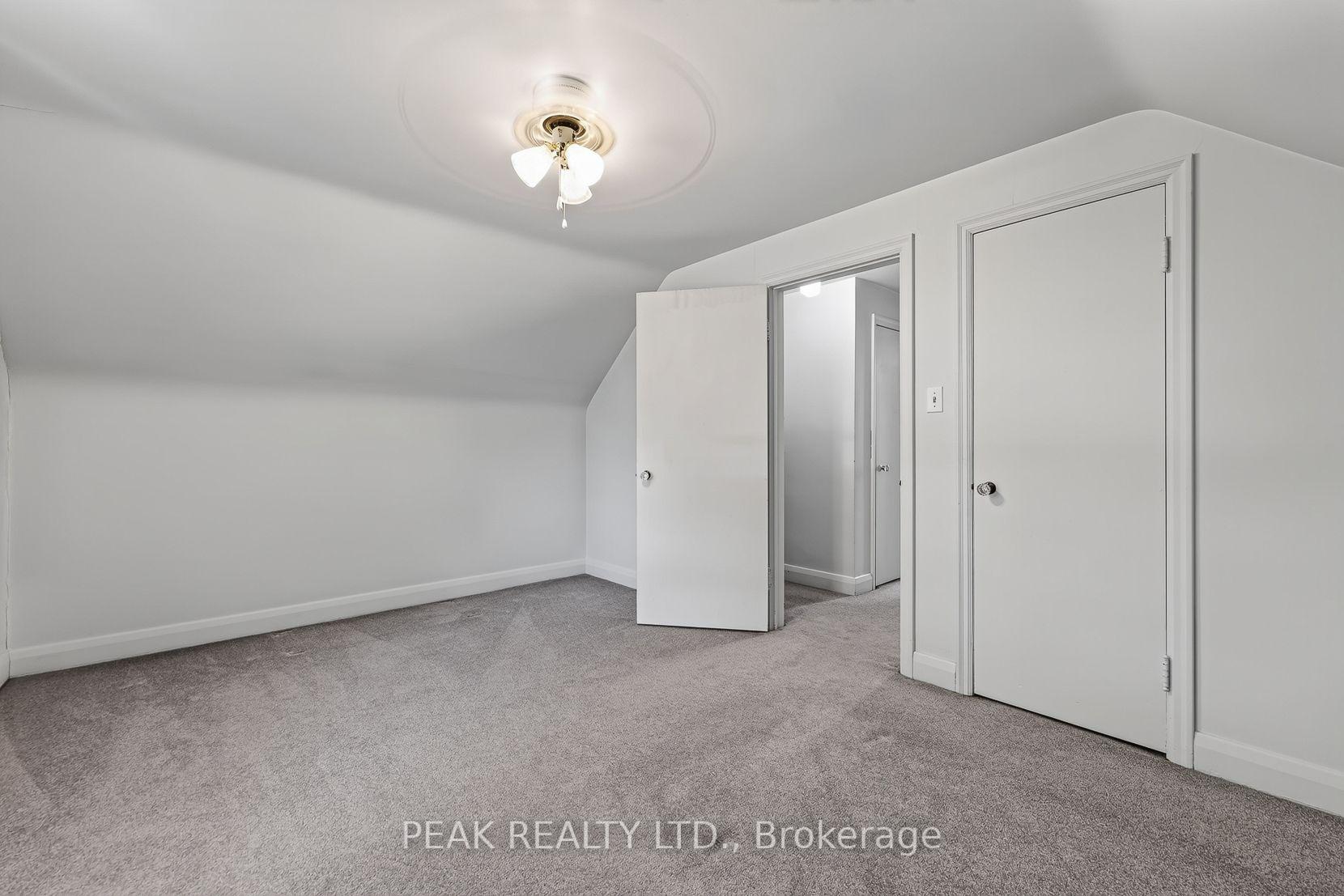 Photo 22 of 78 Belleview Avenue, Kitchener, Auditorium — HOMEH