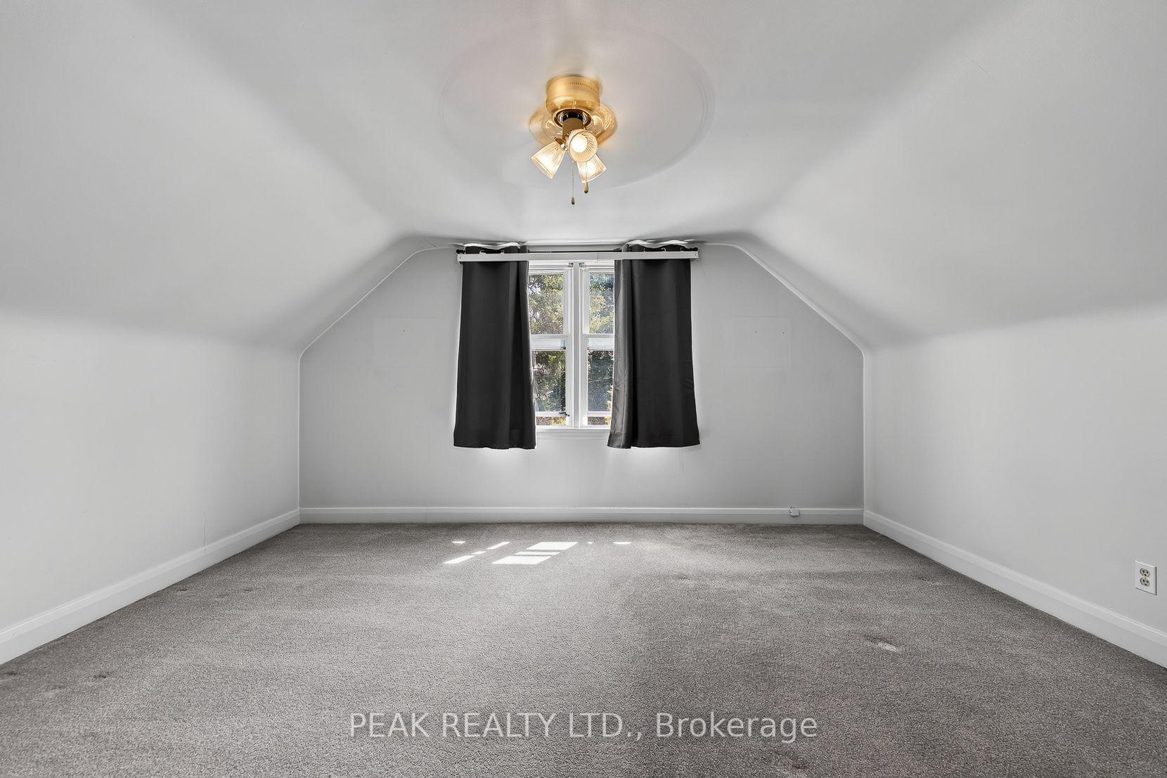 Photo 23 of 78 Belleview Avenue, Kitchener, Auditorium — HOMEH
