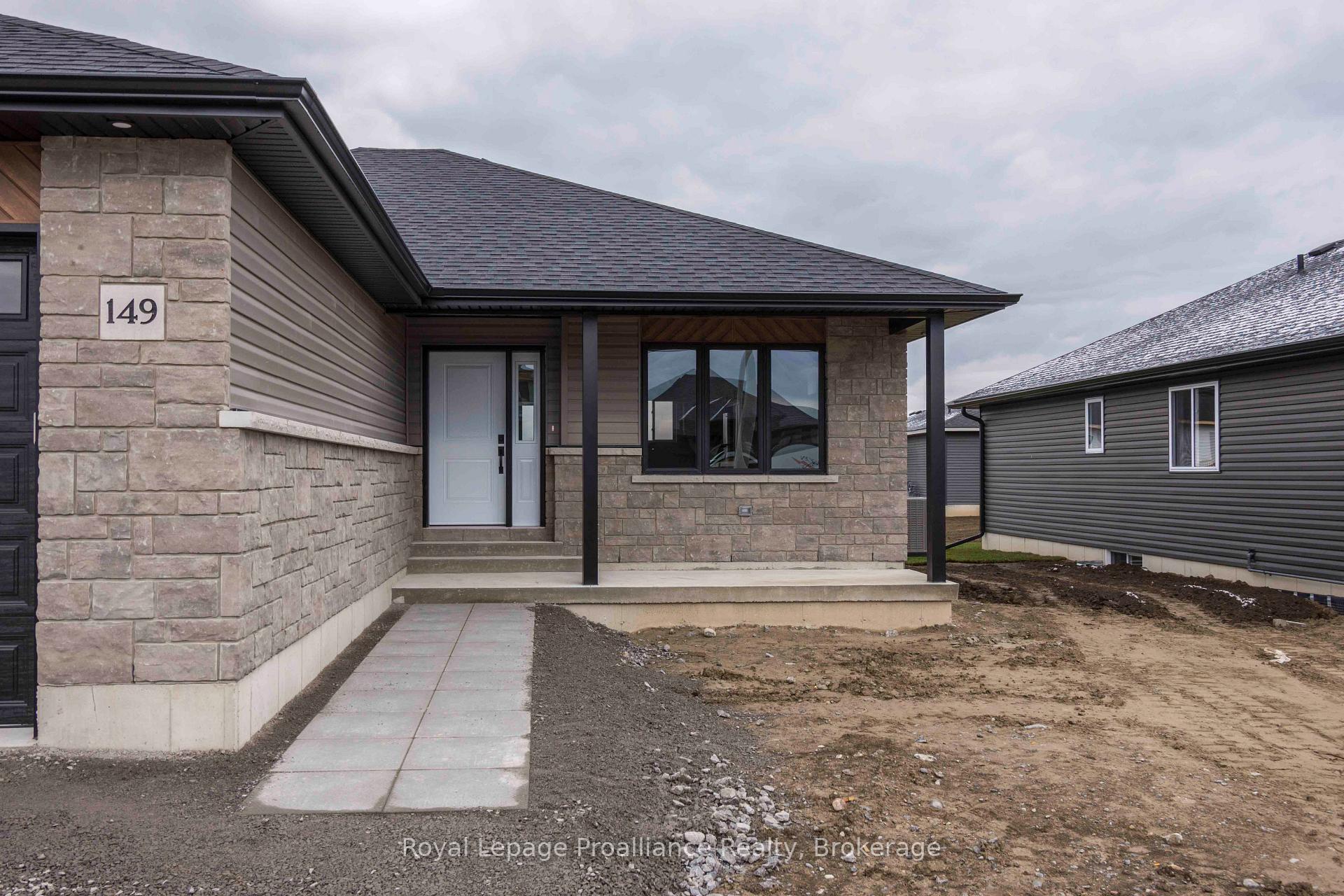 Photo 2 of Unit A, 149 Sienna Avenue, Belleville, Belleville Ward — HOMEH