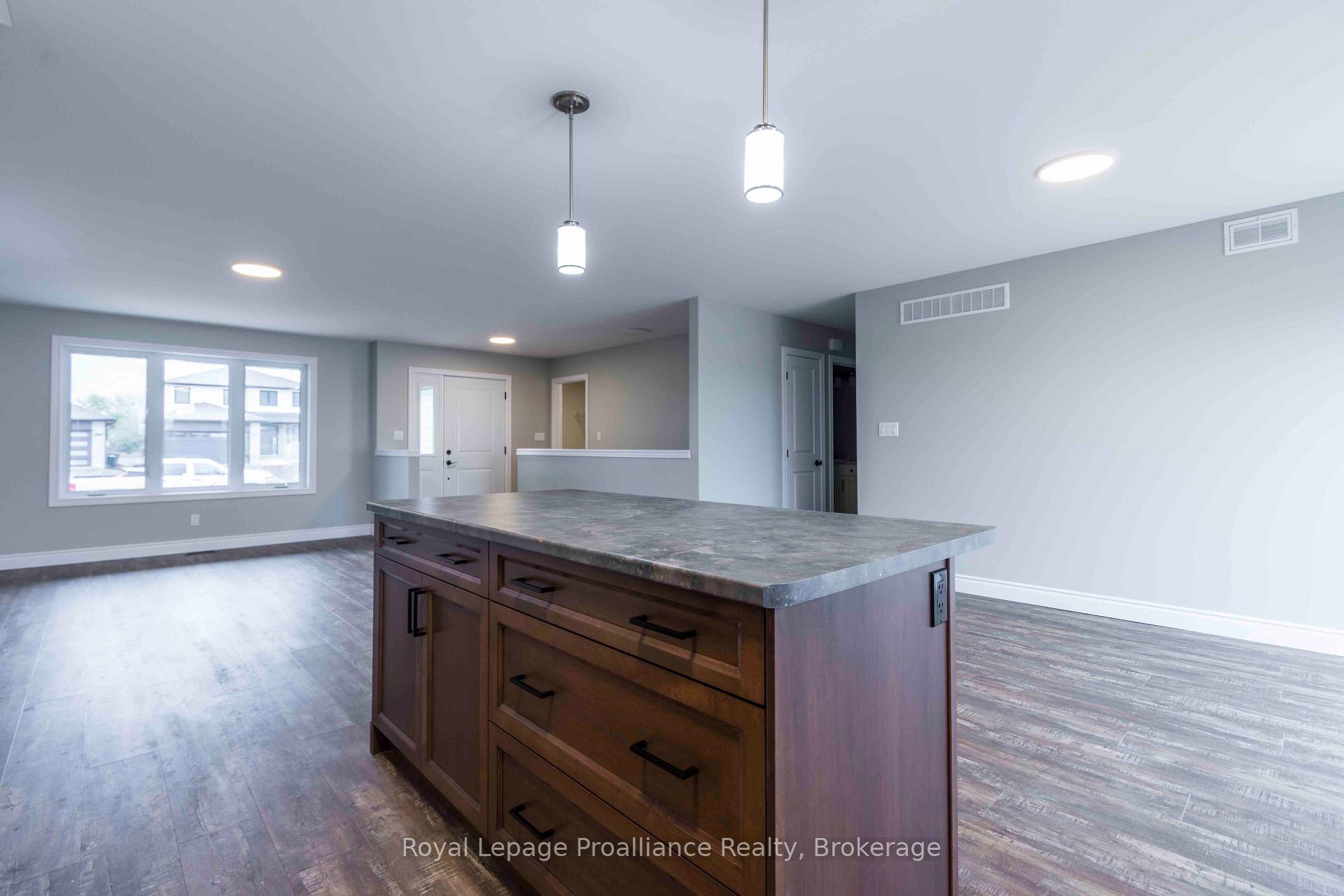 Photo 8 of Unit A, 149 Sienna Avenue, Belleville, Belleville Ward — HOMEH