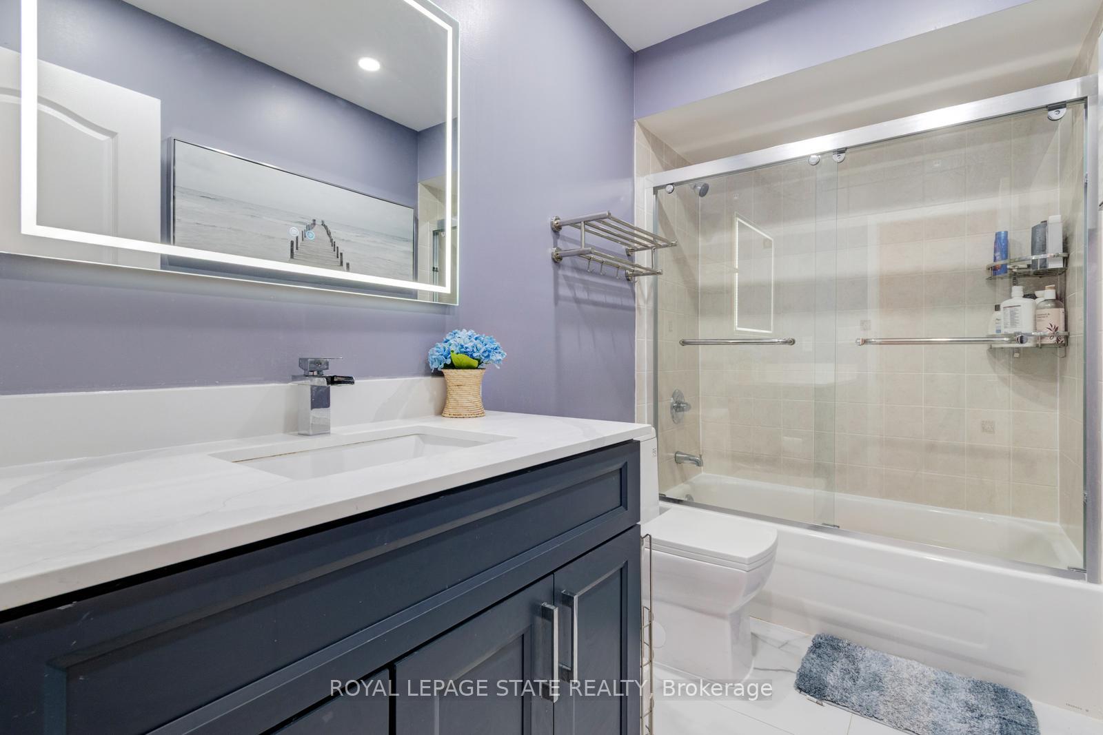 Photo 30 of 33 Panorama Way, Hamilton, Stoney Creek — HOMEH