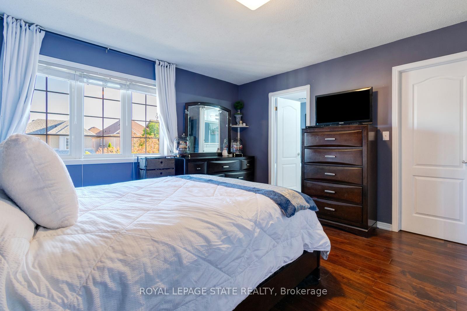 Photo 33 of 33 Panorama Way, Hamilton, Stoney Creek — HOMEH
