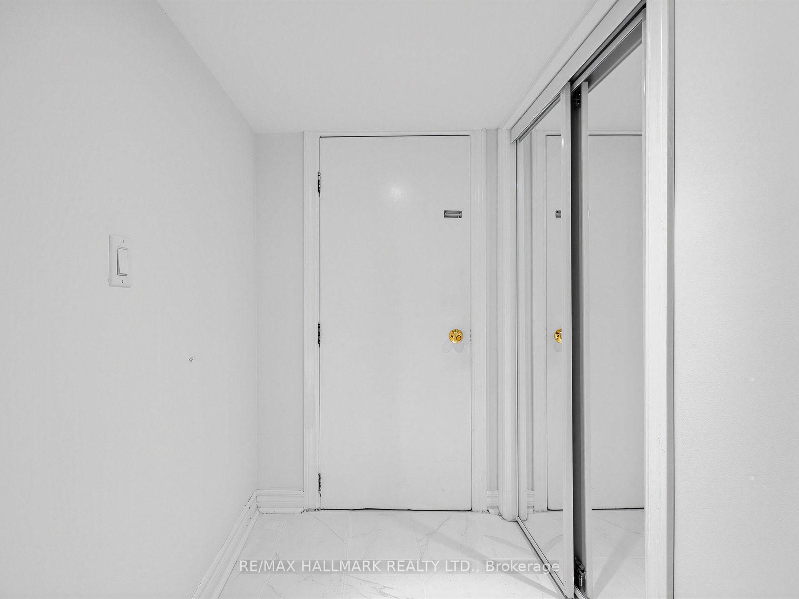 Photo 3 of Unit Lower, 271 Atlas Avenue, Toronto, Oakwood Village — HOMEH
