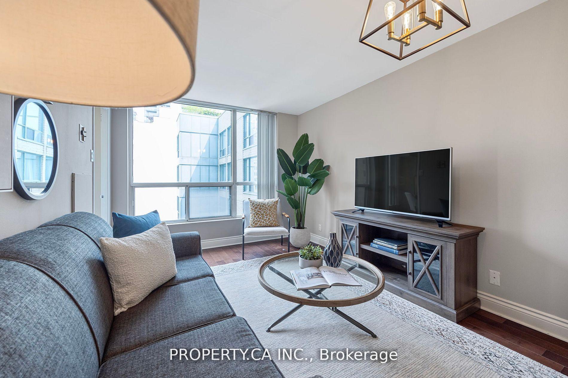 Photo 2 of Unit 708, 92 King Street E, Toronto, Church-Yonge Corridor — HOMEH