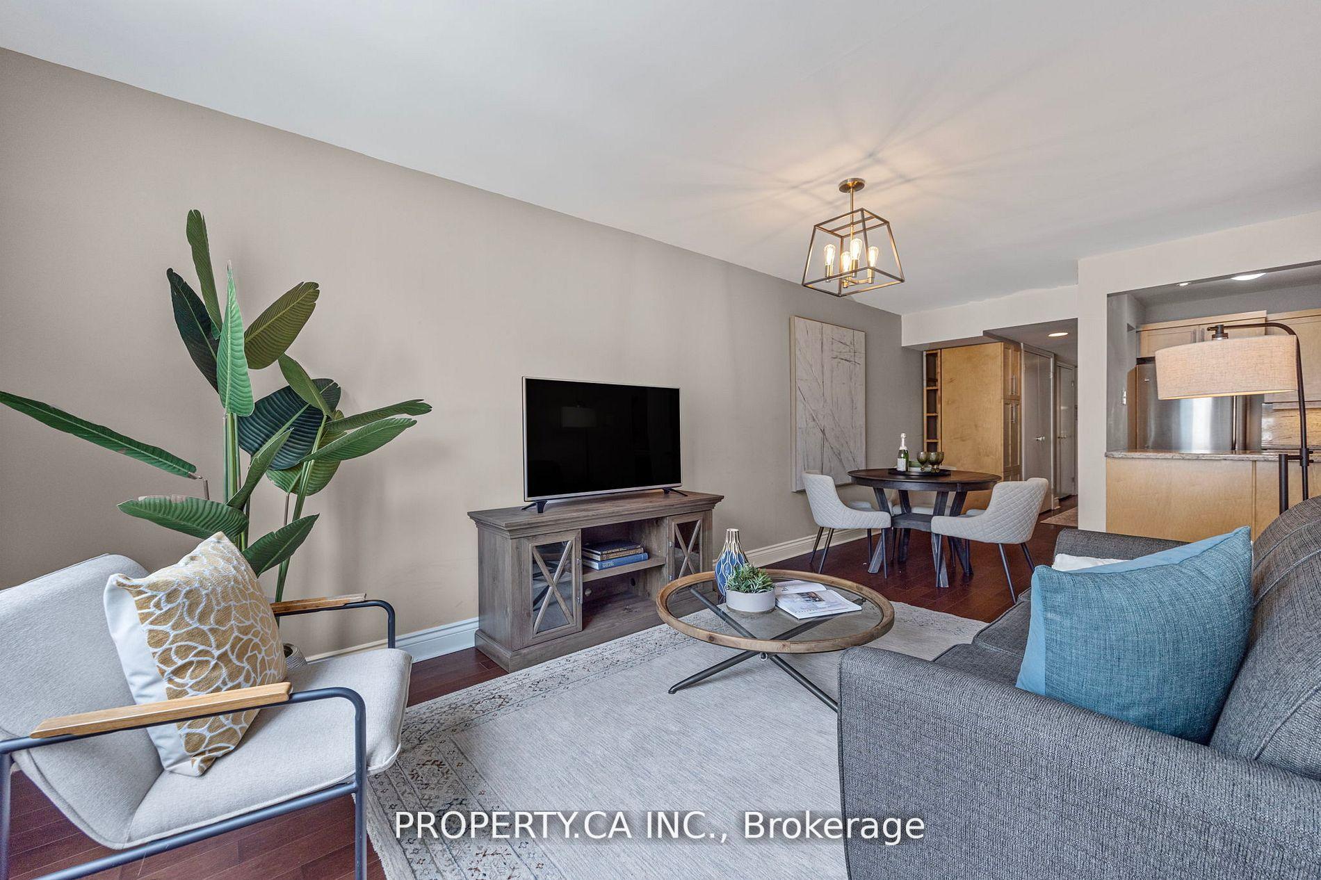 Photo 3 of Unit 708, 92 King Street E, Toronto, Church-Yonge Corridor — HOMEH
