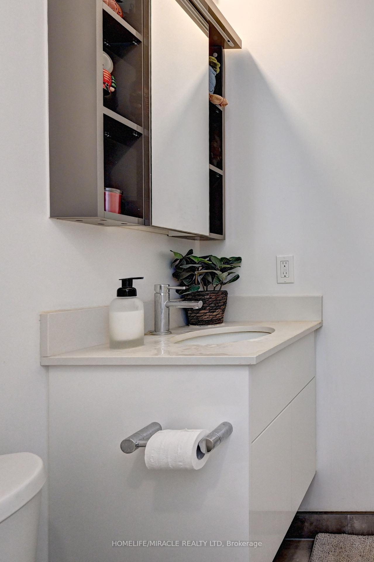 Photo 15 of Unit 1213, 60 Frederick Street, Kitchener, Civic Centre — HOMEH