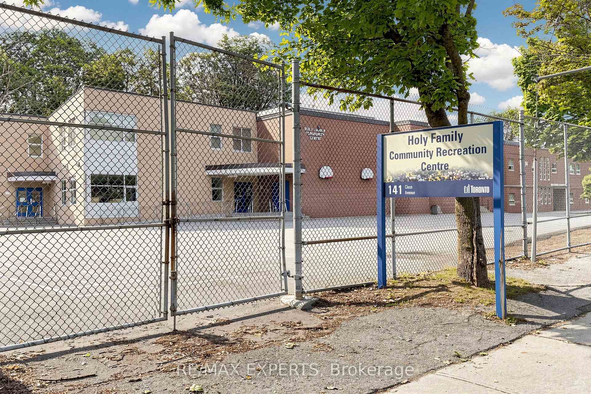 Photo 37 of Unit 204, 218 Close Avenue, Toronto, South Parkdale — HOMEH