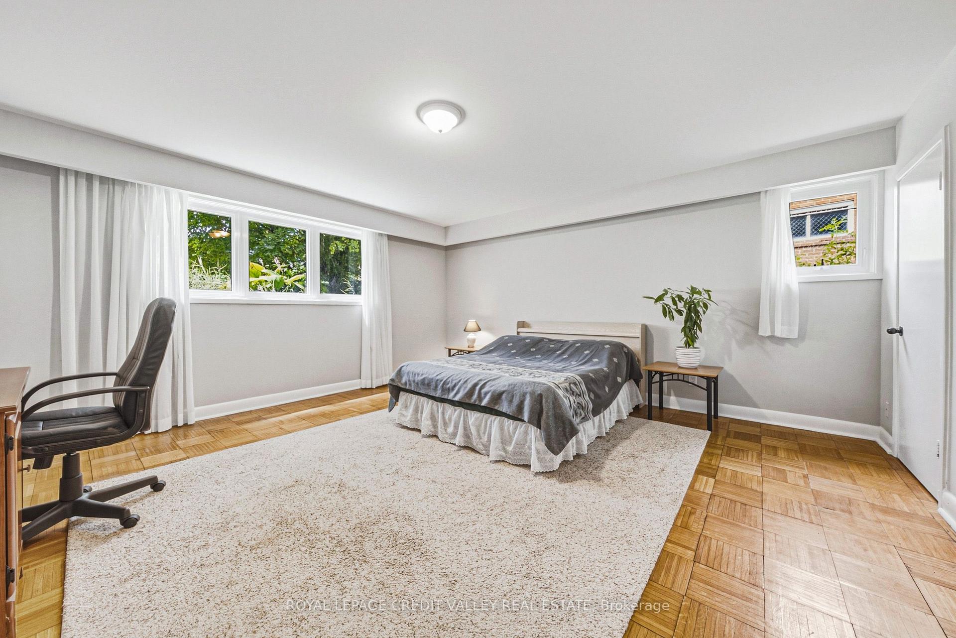 Photo 30 of 471 The Kingsway, Etobicoke, Kingsway South — HOMEH