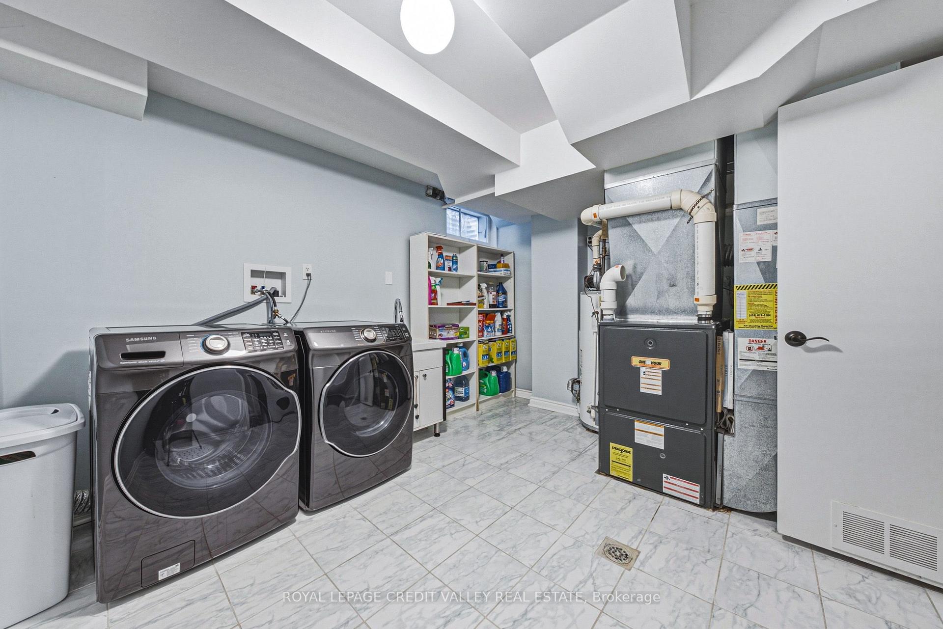 Photo 38 of 471 The Kingsway, Etobicoke, Kingsway South — HOMEH