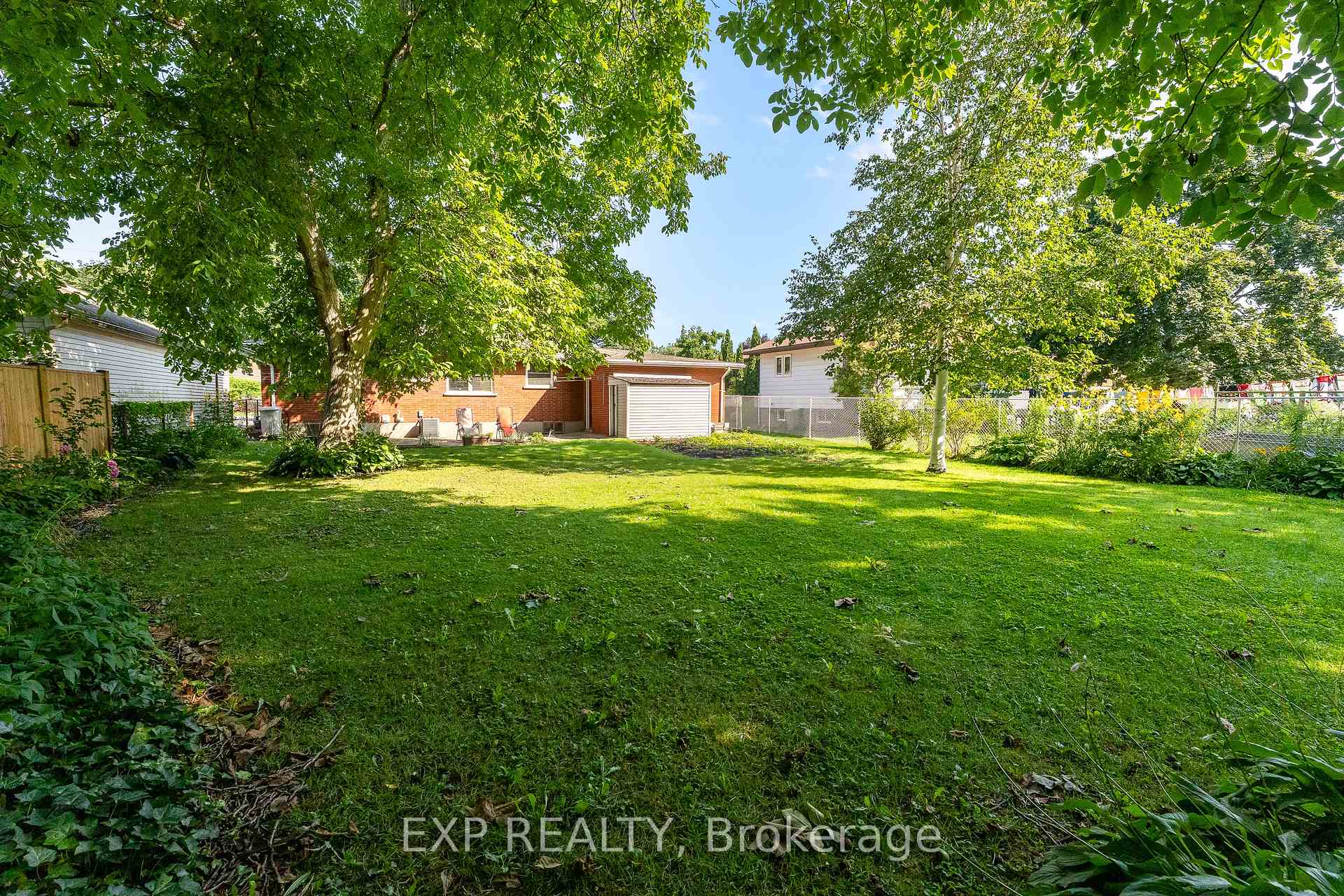Photo 34 of 186A Lakeshore Road, St. Catharines, Vine/Linwell — HOMEH
